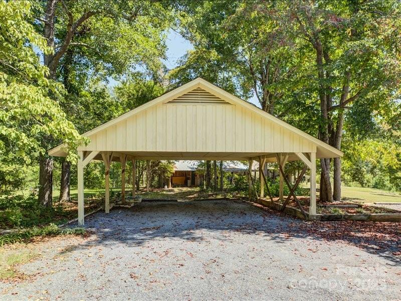 1950 Antler Drive Property Photo 3