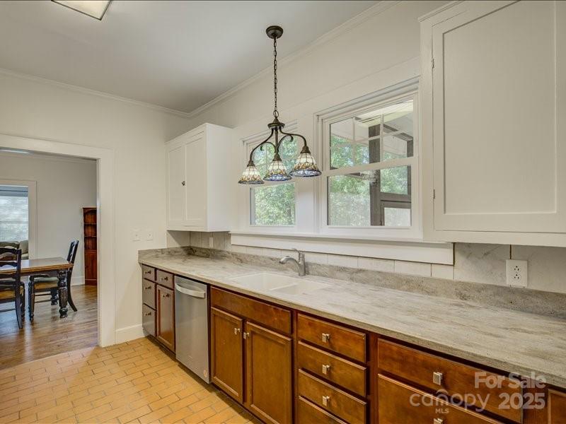 1950 Antler Drive Property Photo 13