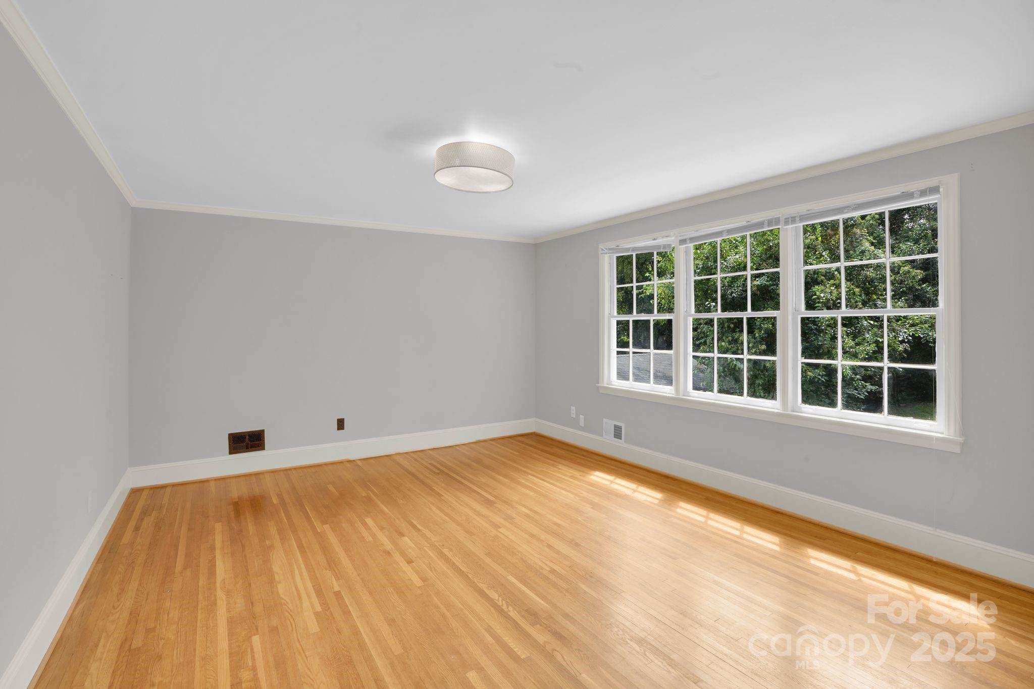 1614 Wensley Drive Property Photo 12