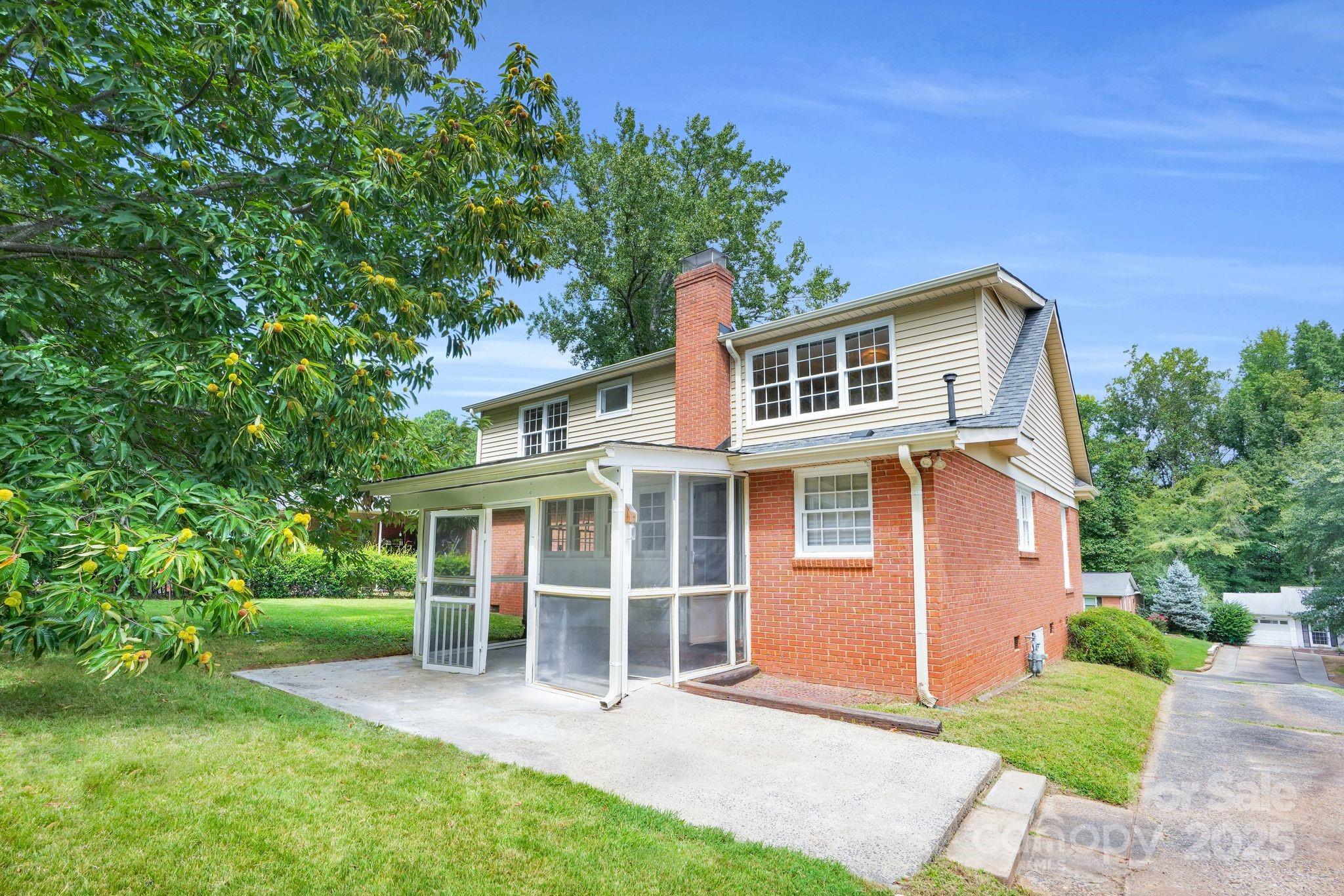 1614 Wensley Drive Property Photo 16