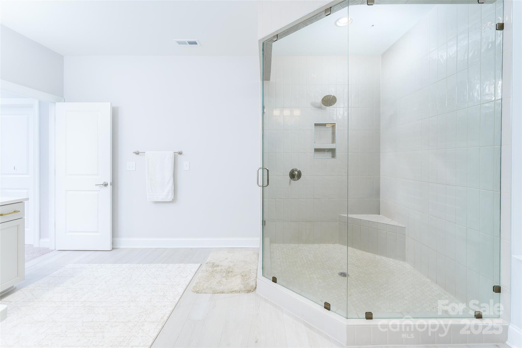 315 W Waterlynn Road Property Photo 19