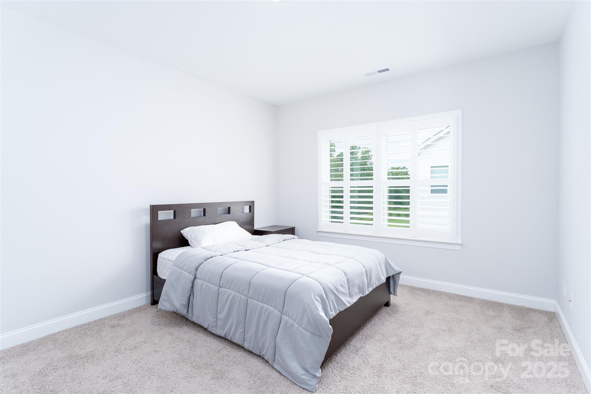 315 W Waterlynn Road Property Photo 27