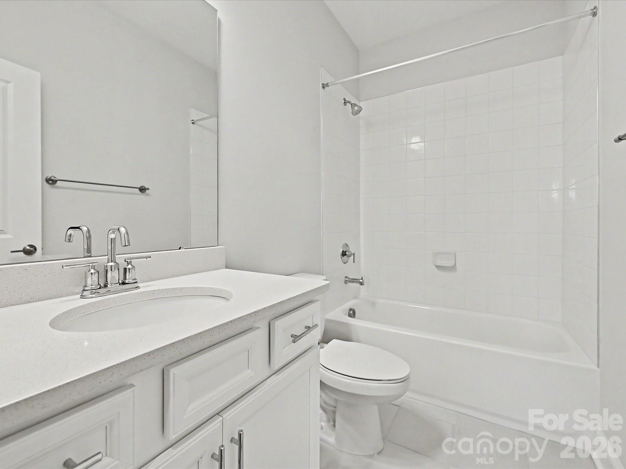 315 W Waterlynn Road Property Photo 34