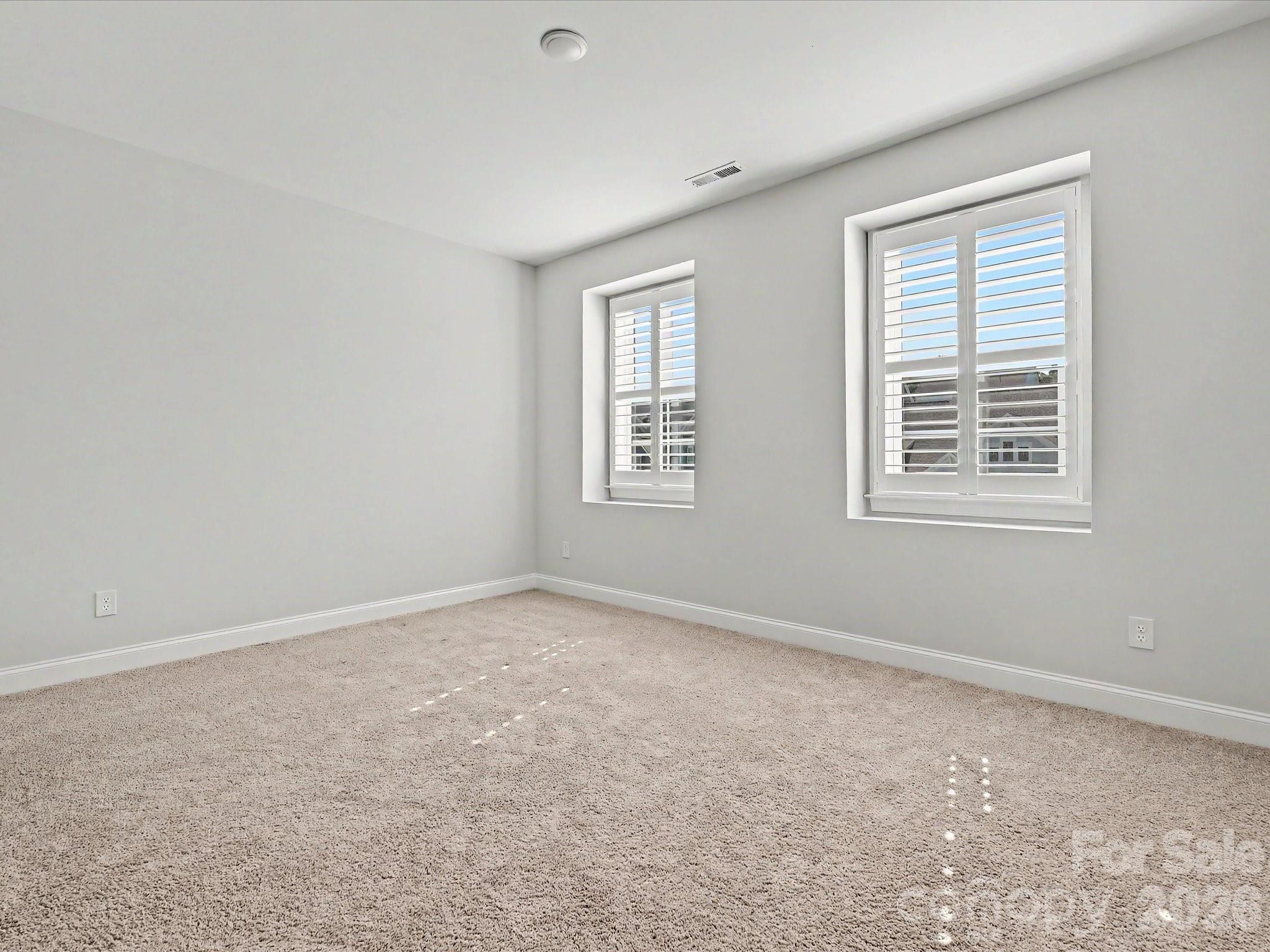 315 W Waterlynn Road Property Photo 35
