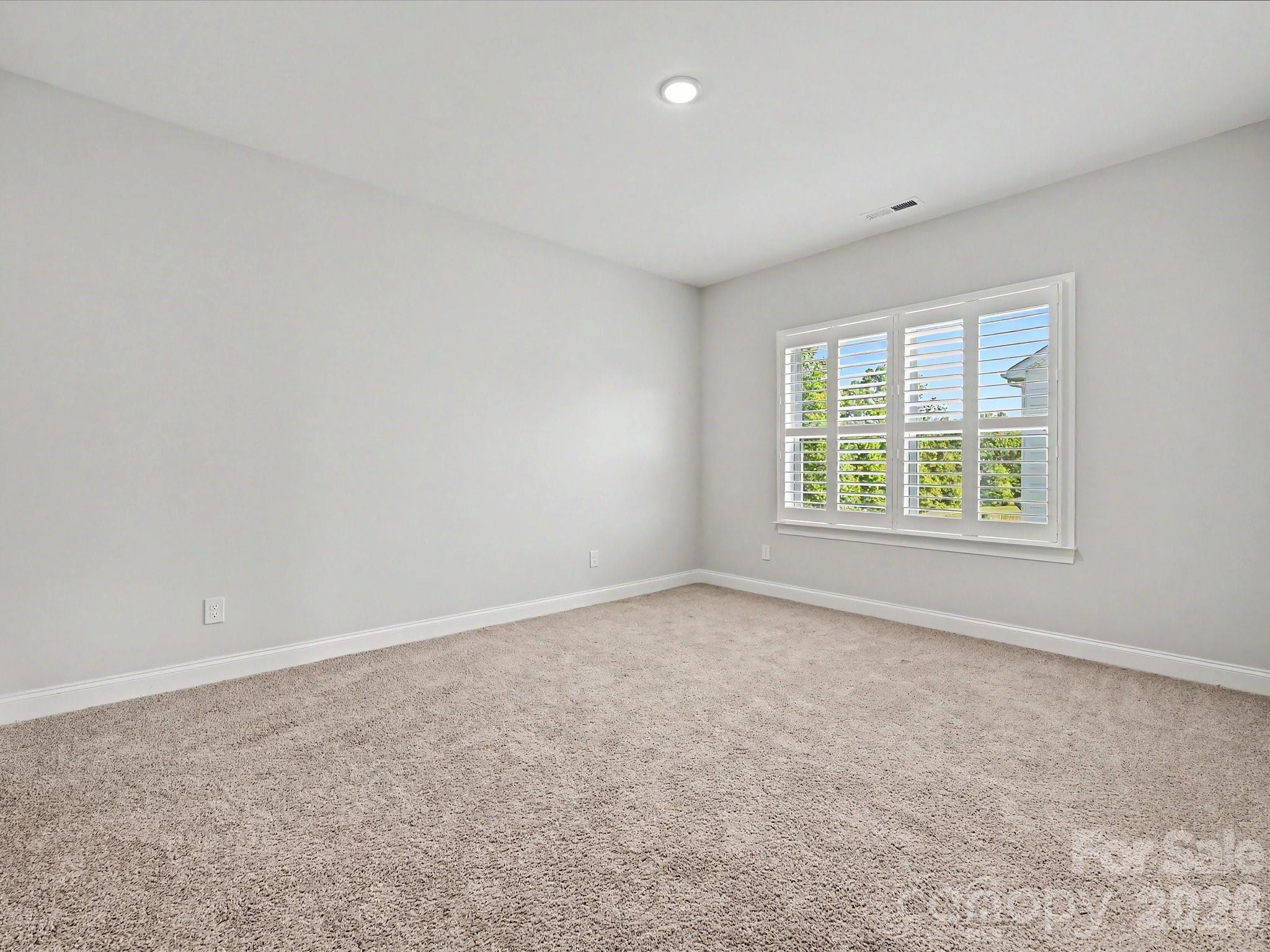 315 W Waterlynn Road Property Photo 38