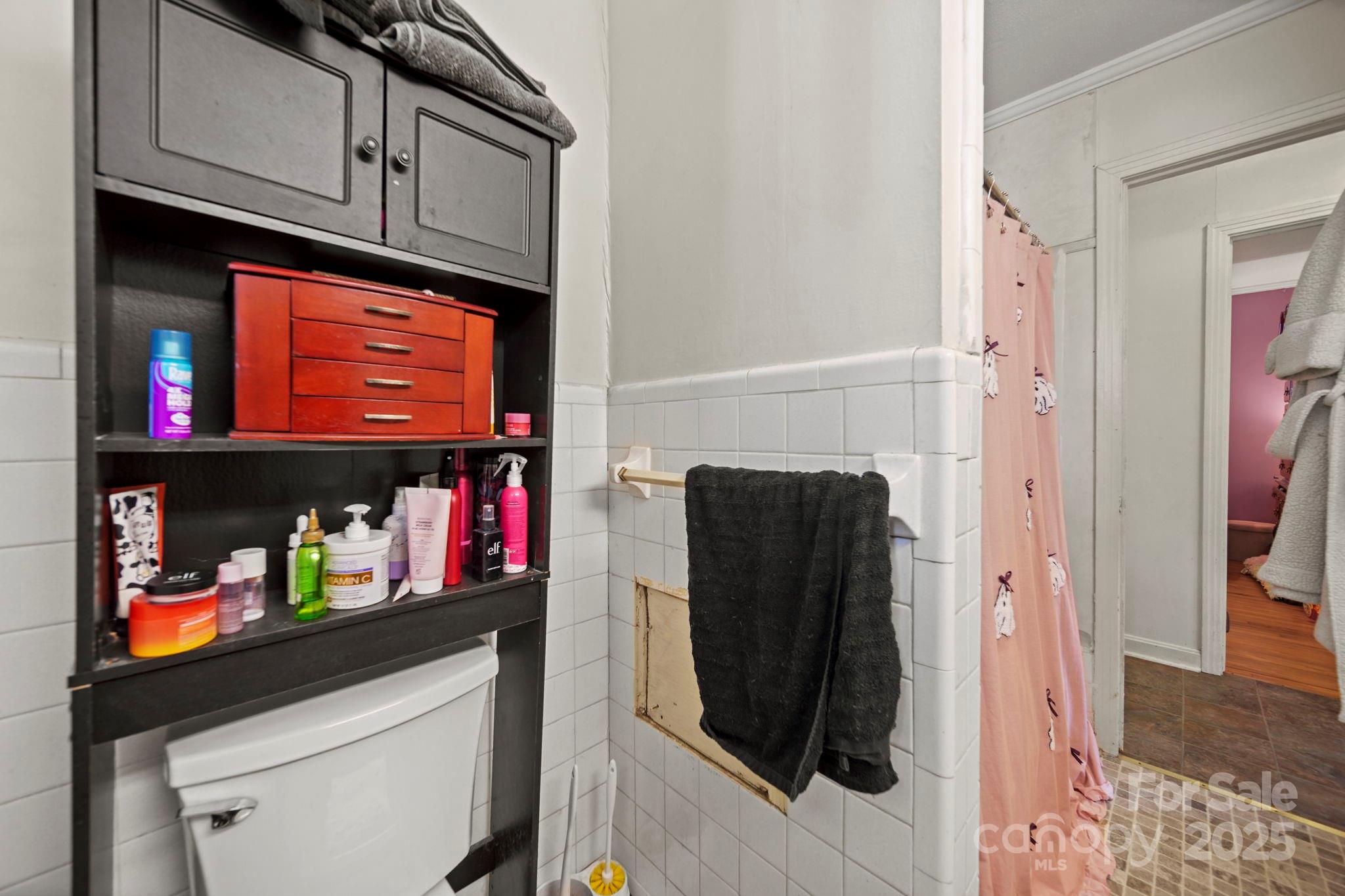 2189 Mary Street Property Photo 15