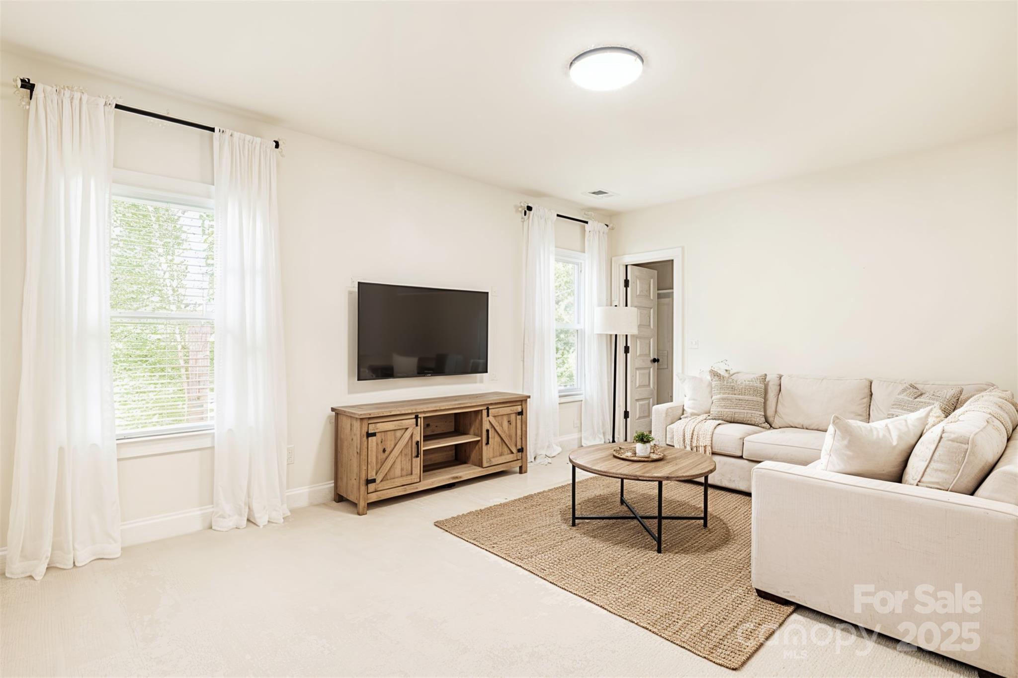 8315 Adrian Court Property Photo 17