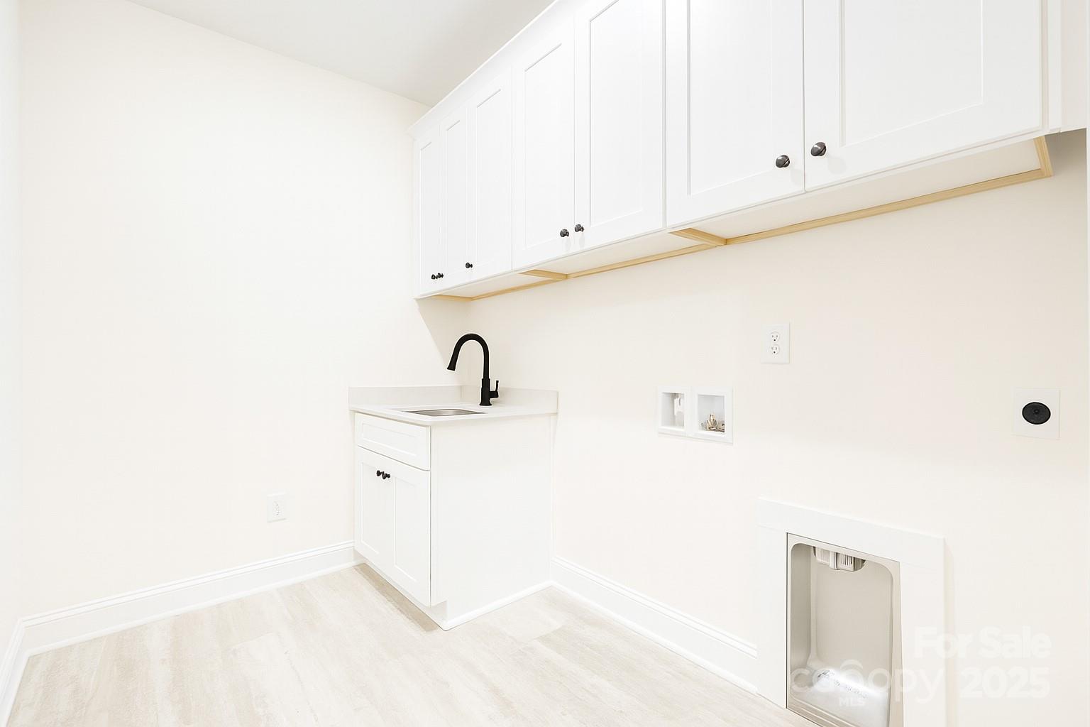 8315 Adrian Court Property Photo 19