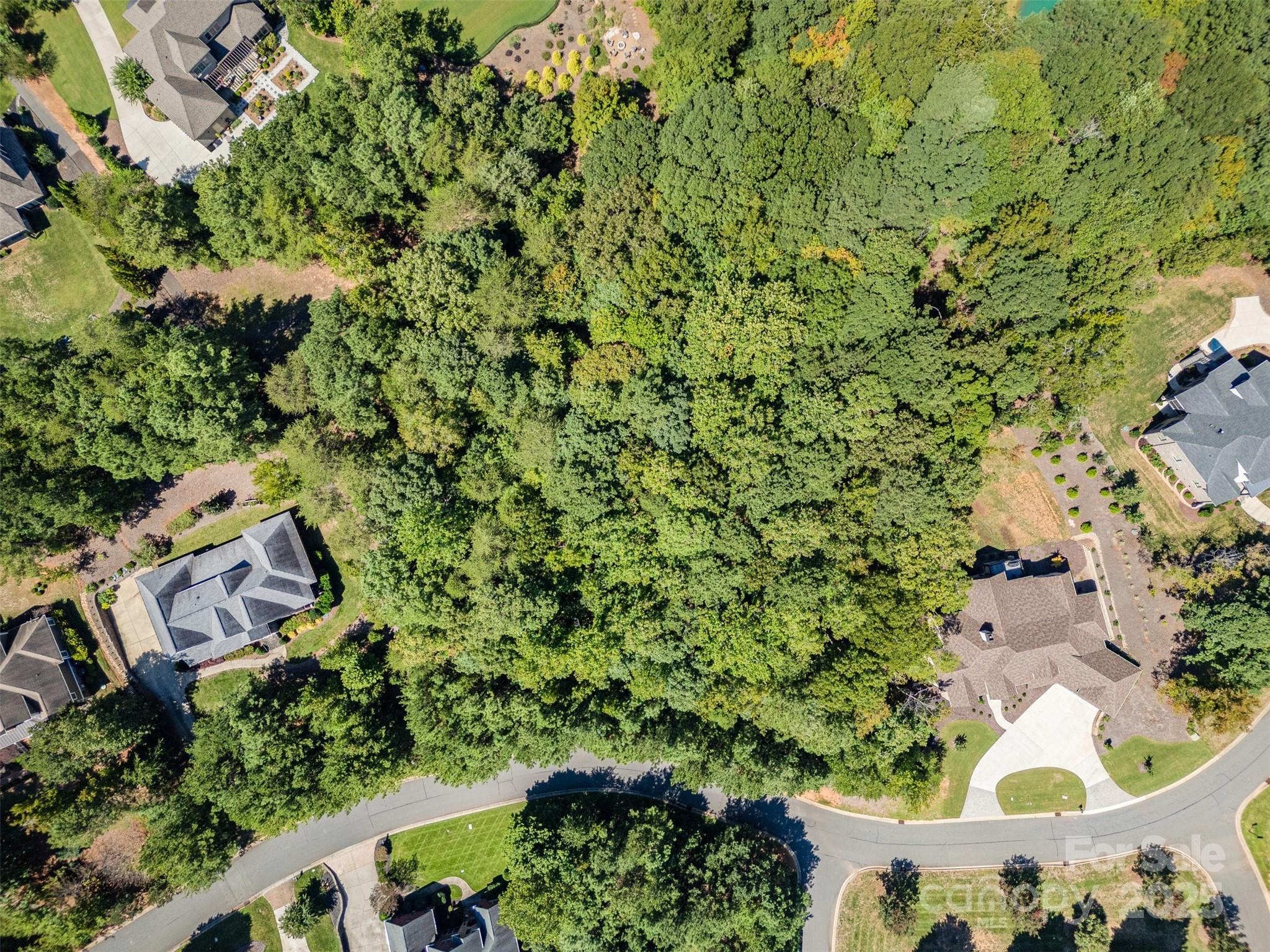 3200 Lake Pointe Drive Property Photo 1