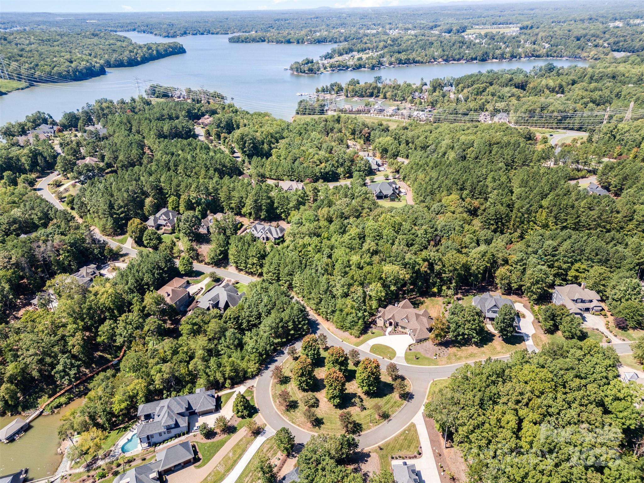 3200 Lake Pointe Drive Property Photo 6