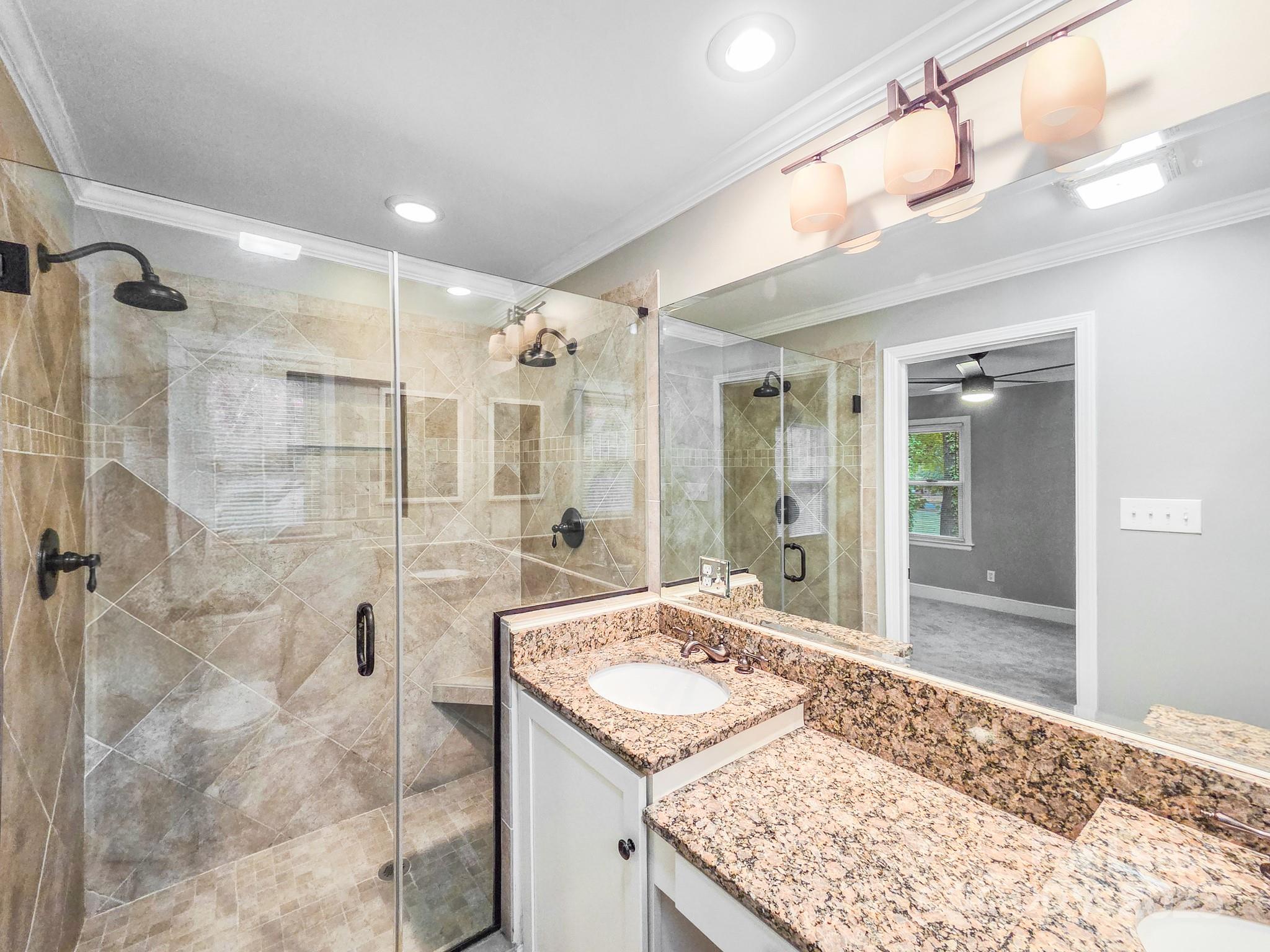 5600 Riviere Drive Property Photo 19