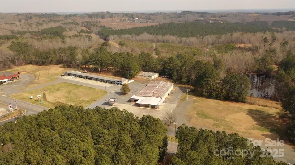 1055 Albemarle Road Property Photo 2