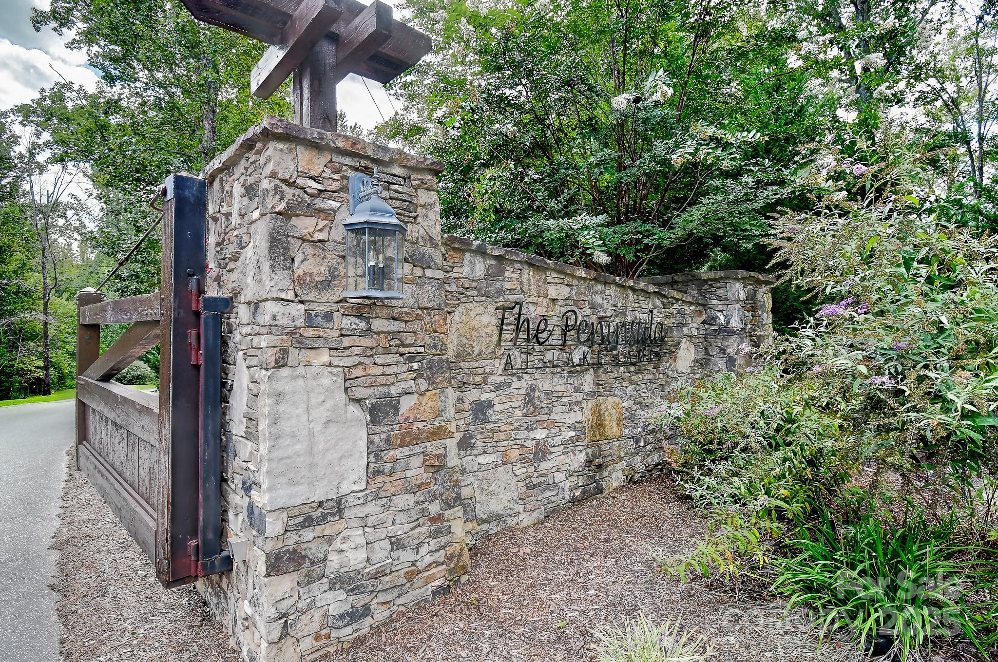 131 West Point Drive Property Photo 15