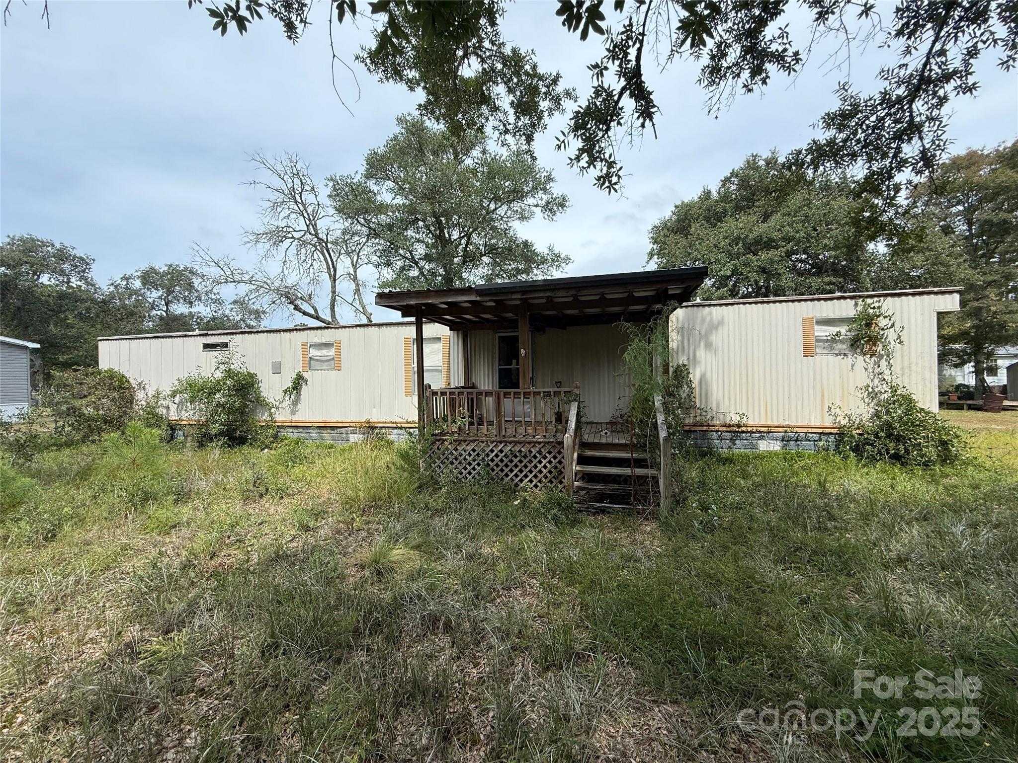 642 Darby Street Property Photo 1