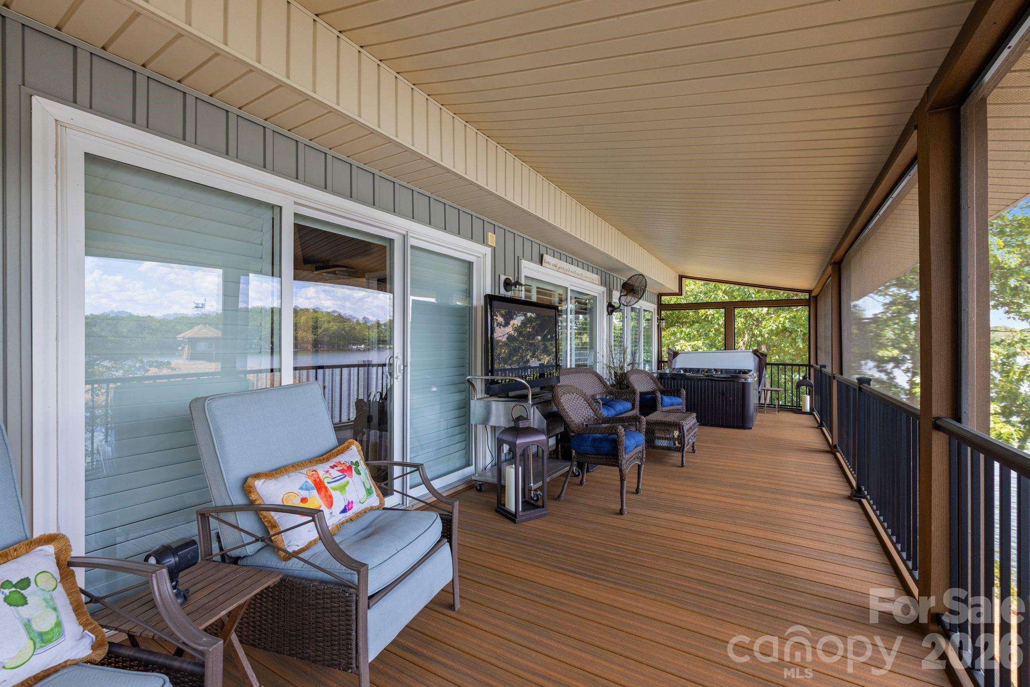 360 Tamarac Shores Drive Property Photo 33