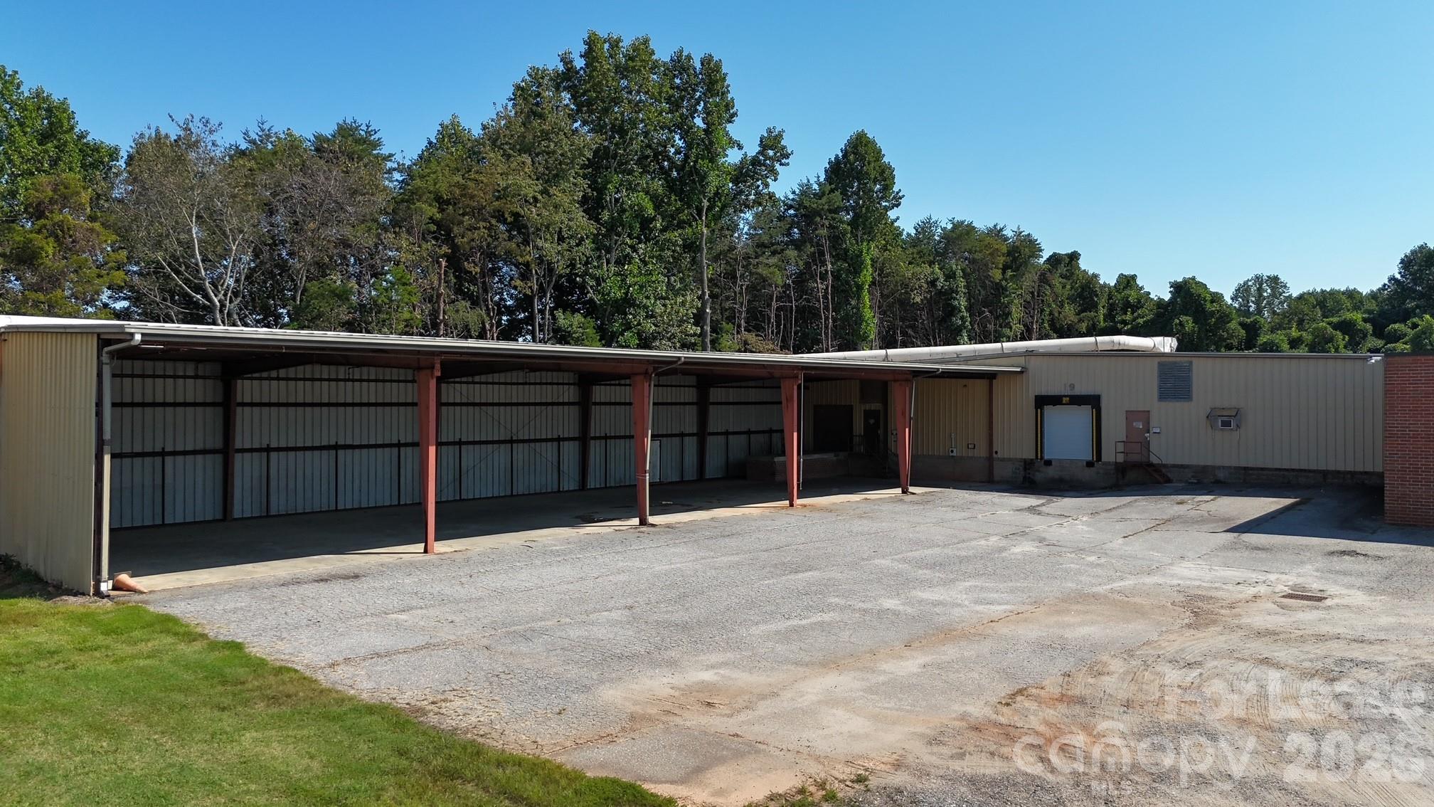 1120 1st Street Property Photo 3