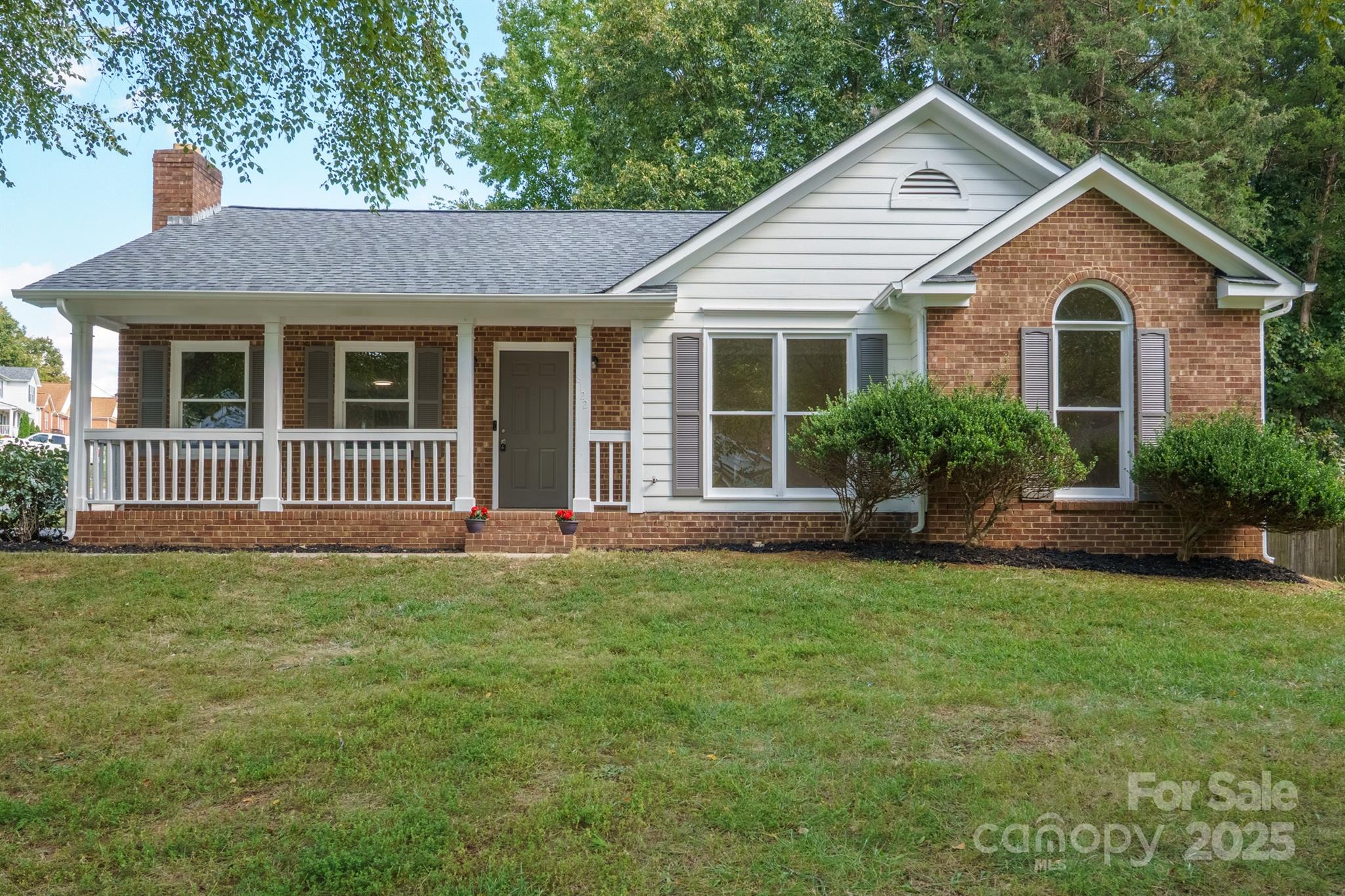 8122 Cadmium Court Property Photo 3