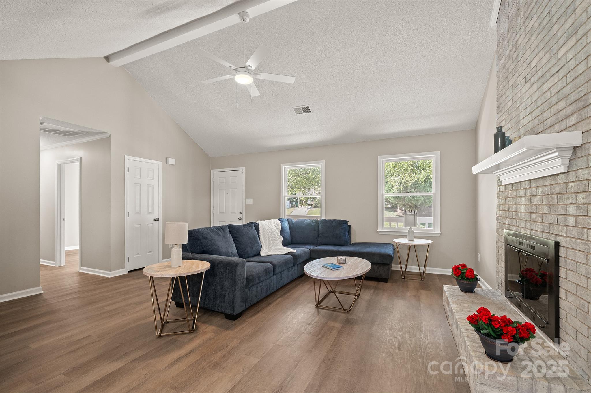 8122 Cadmium Court Property Photo 5