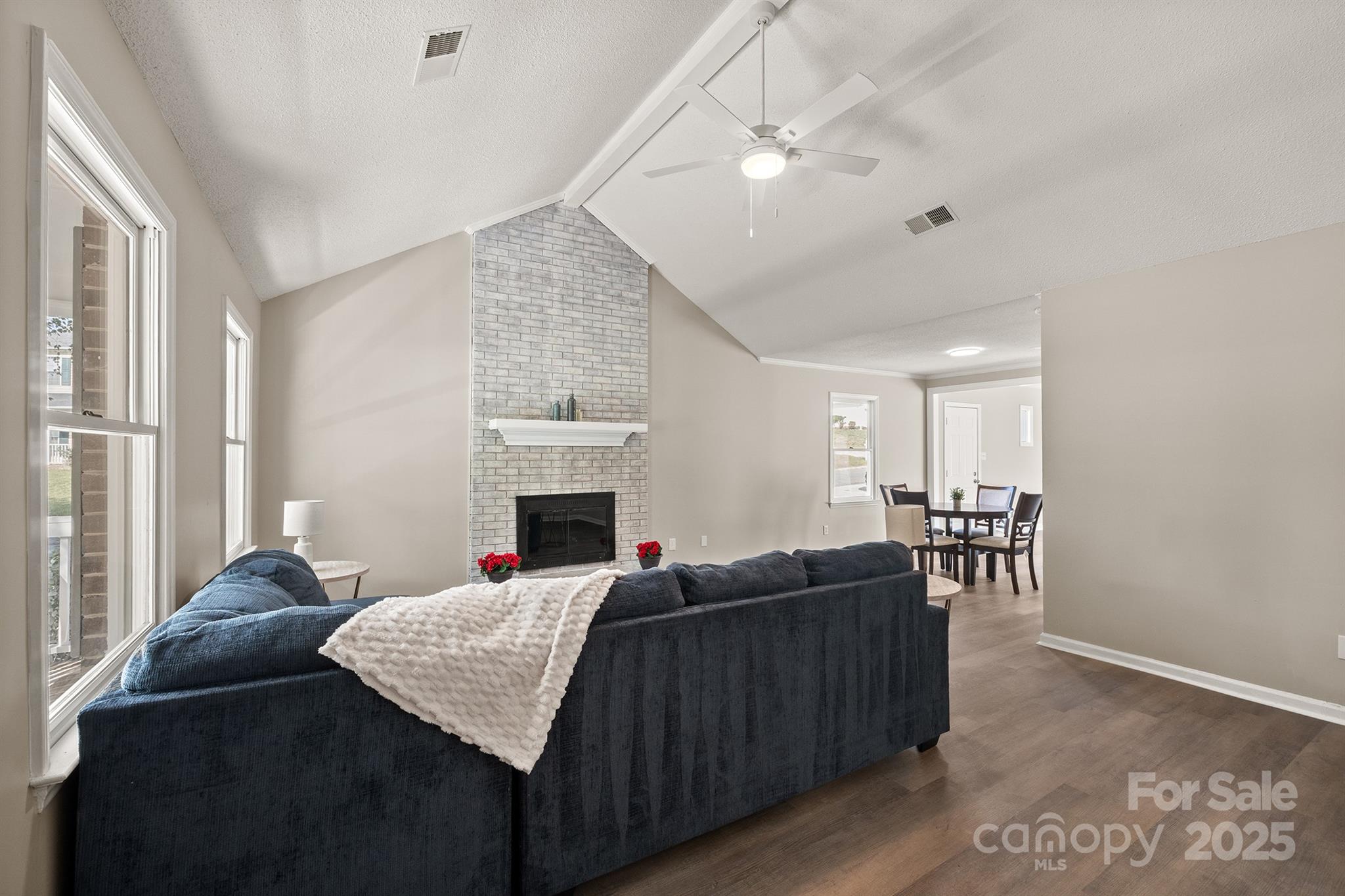 8122 Cadmium Court Property Photo 6