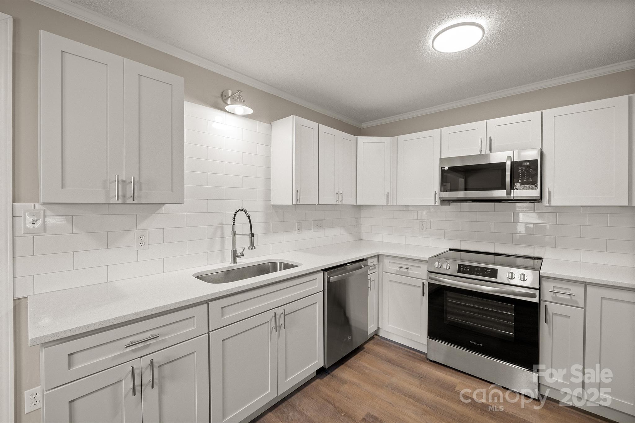 8122 Cadmium Court Property Photo 11