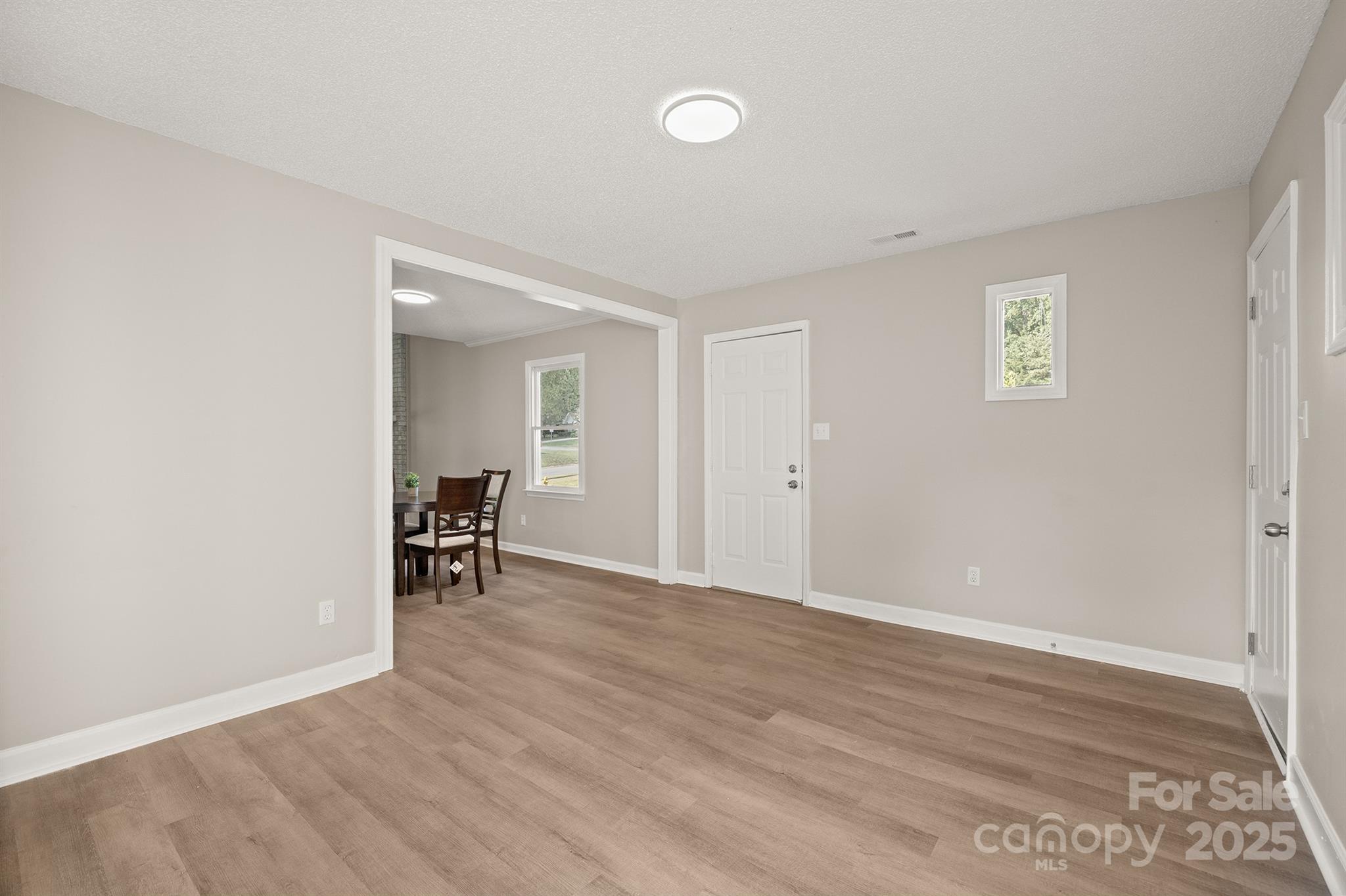 8122 Cadmium Court Property Photo 14