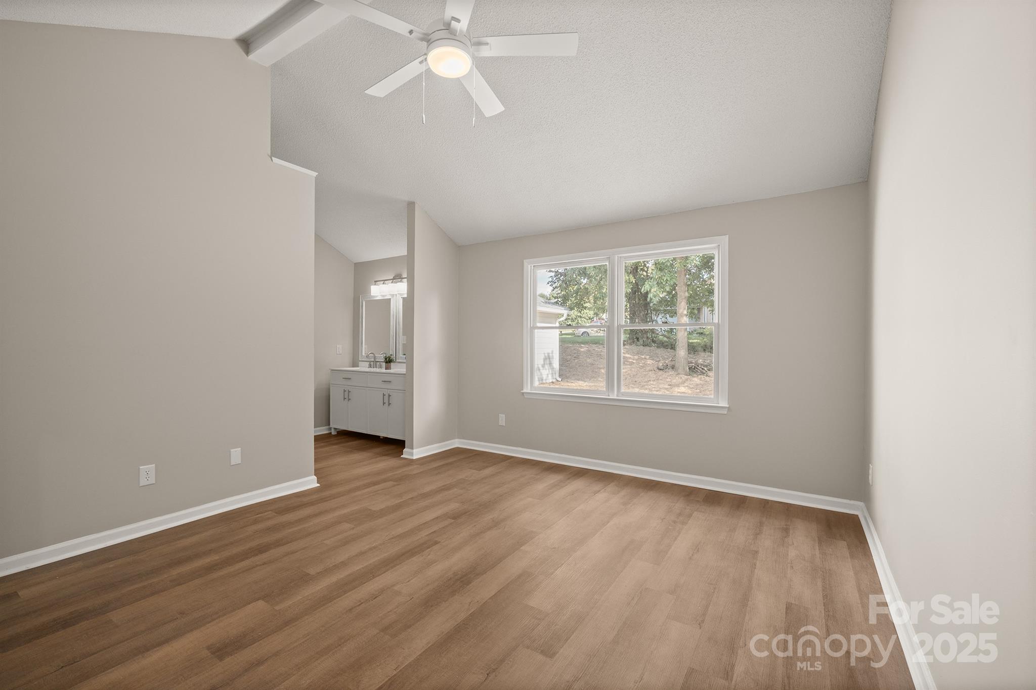 8122 Cadmium Court Property Photo 20