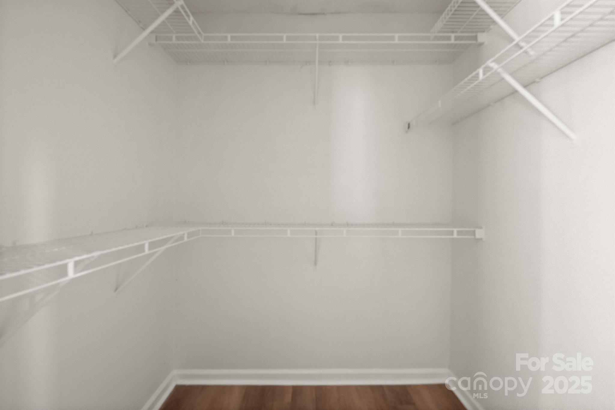 8122 Cadmium Court Property Photo 23