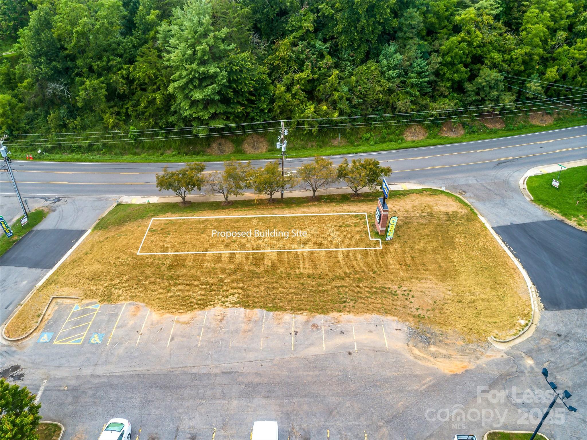 695 Carl Eller Road Property Photo 8