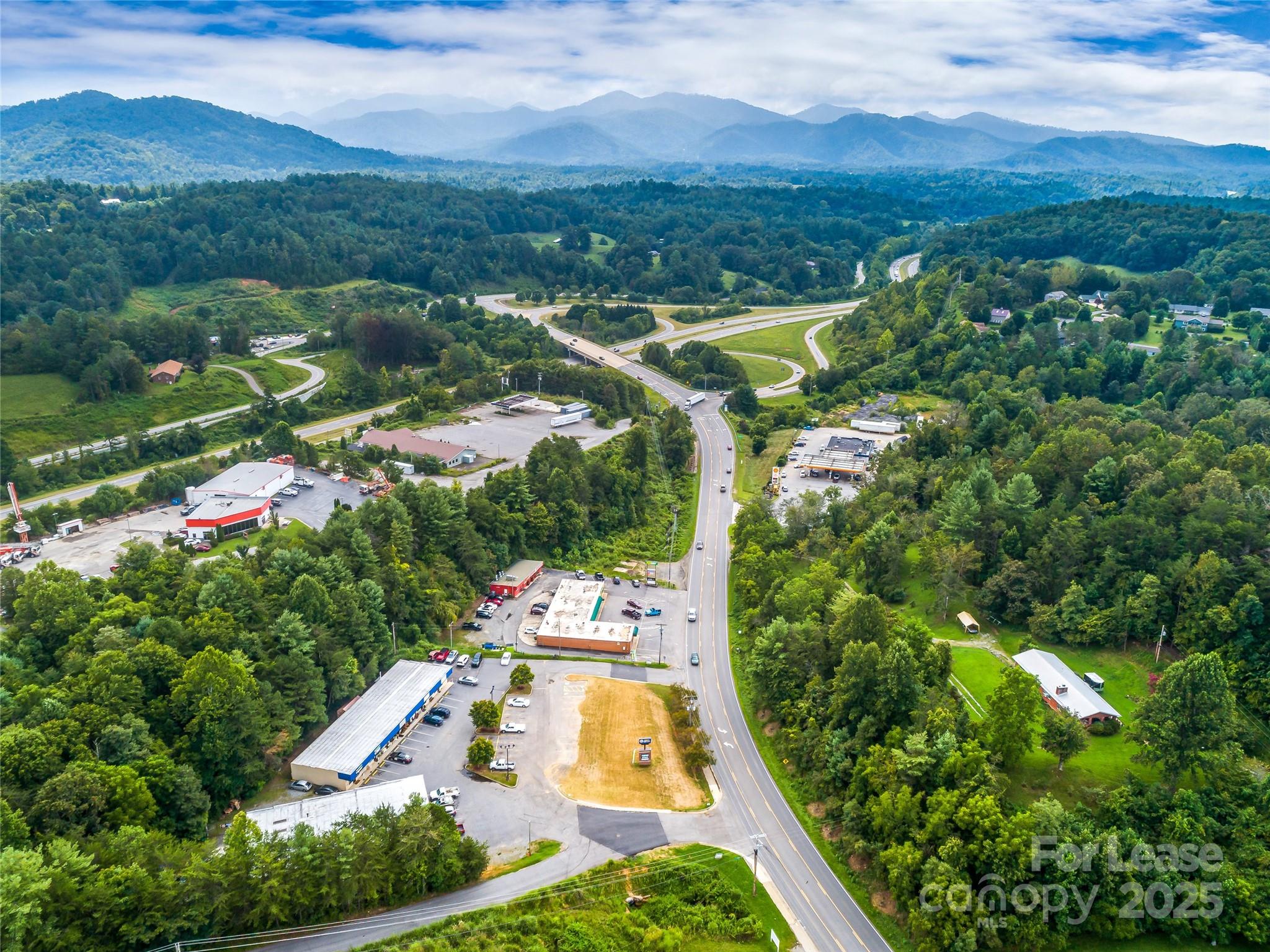 695 Carl Eller Road Property Photo 12