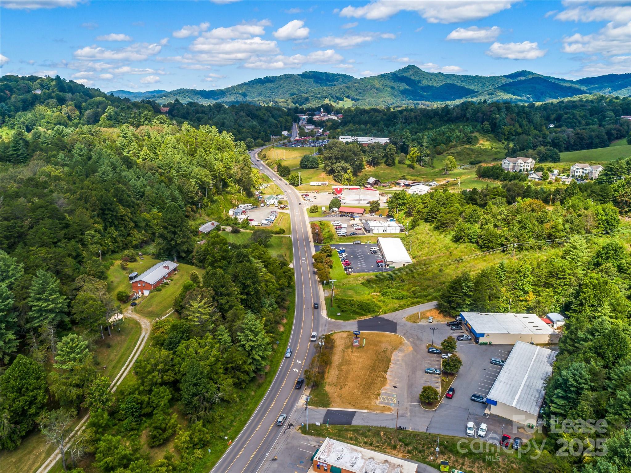 695 Carl Eller Road Property Photo 15