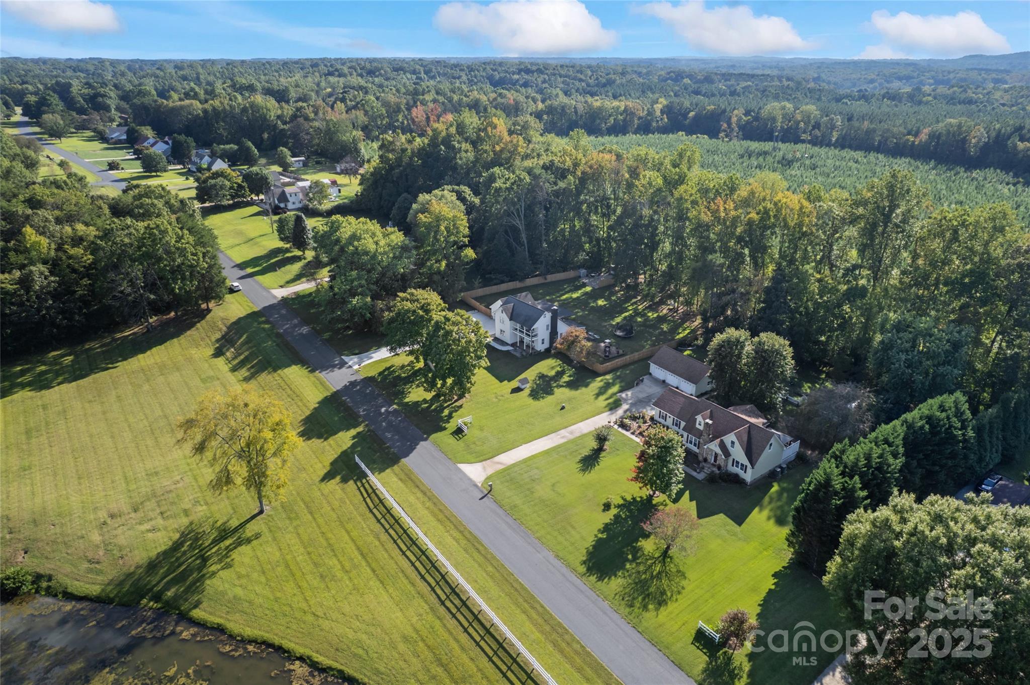 360 Palomino Drive Property Photo 2