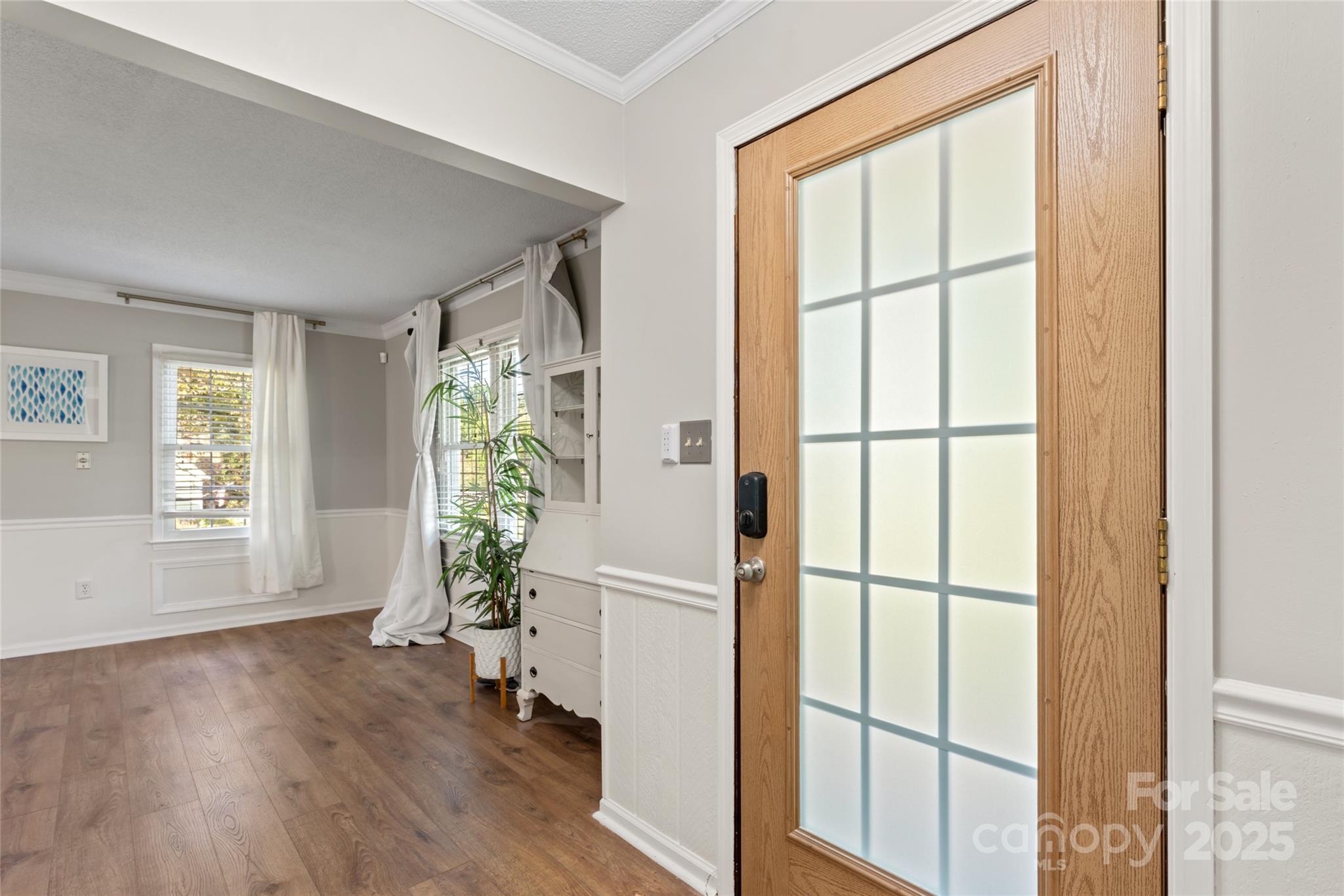 360 Palomino Drive Property Photo 5