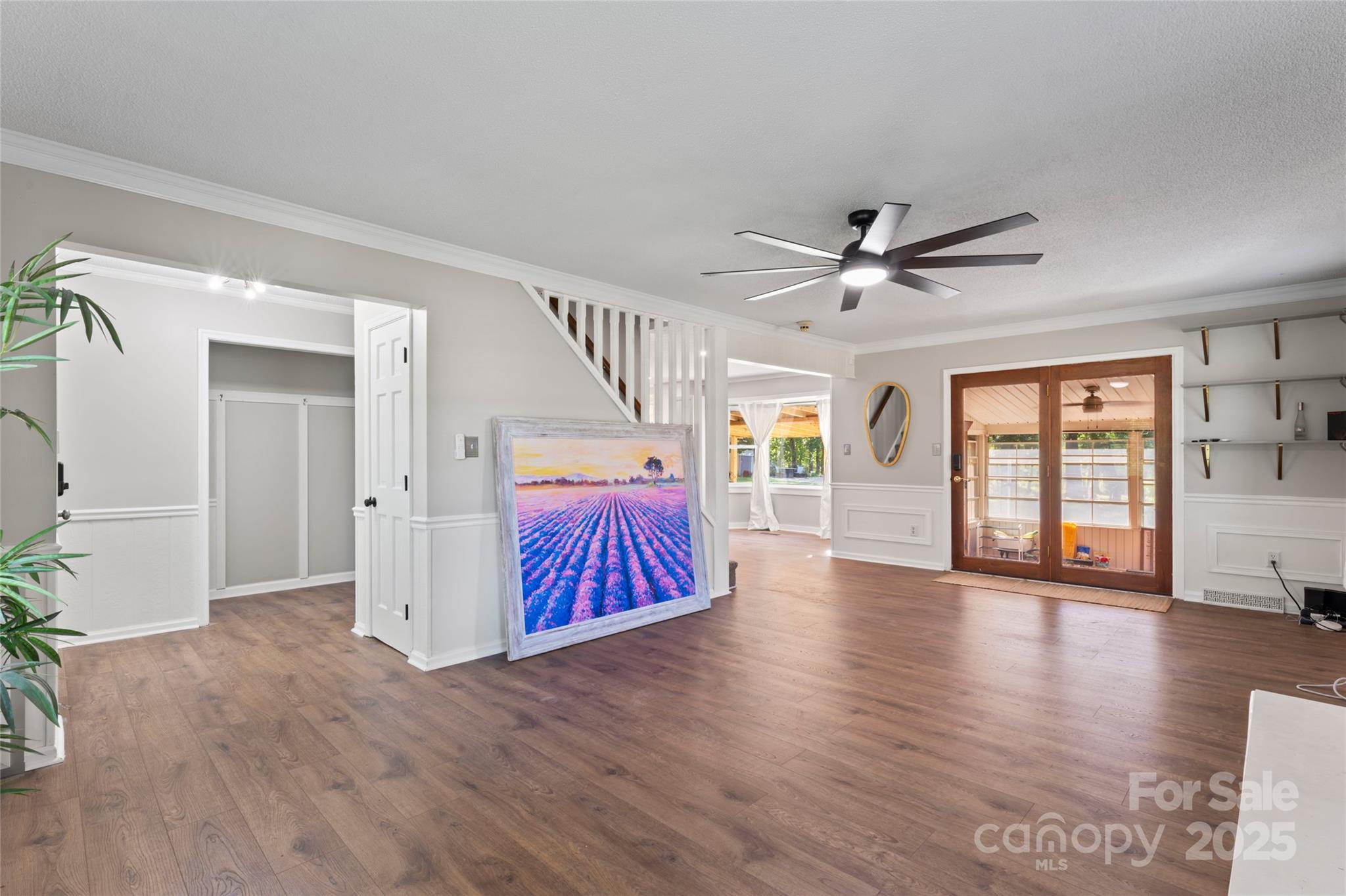 360 Palomino Drive Property Photo 7