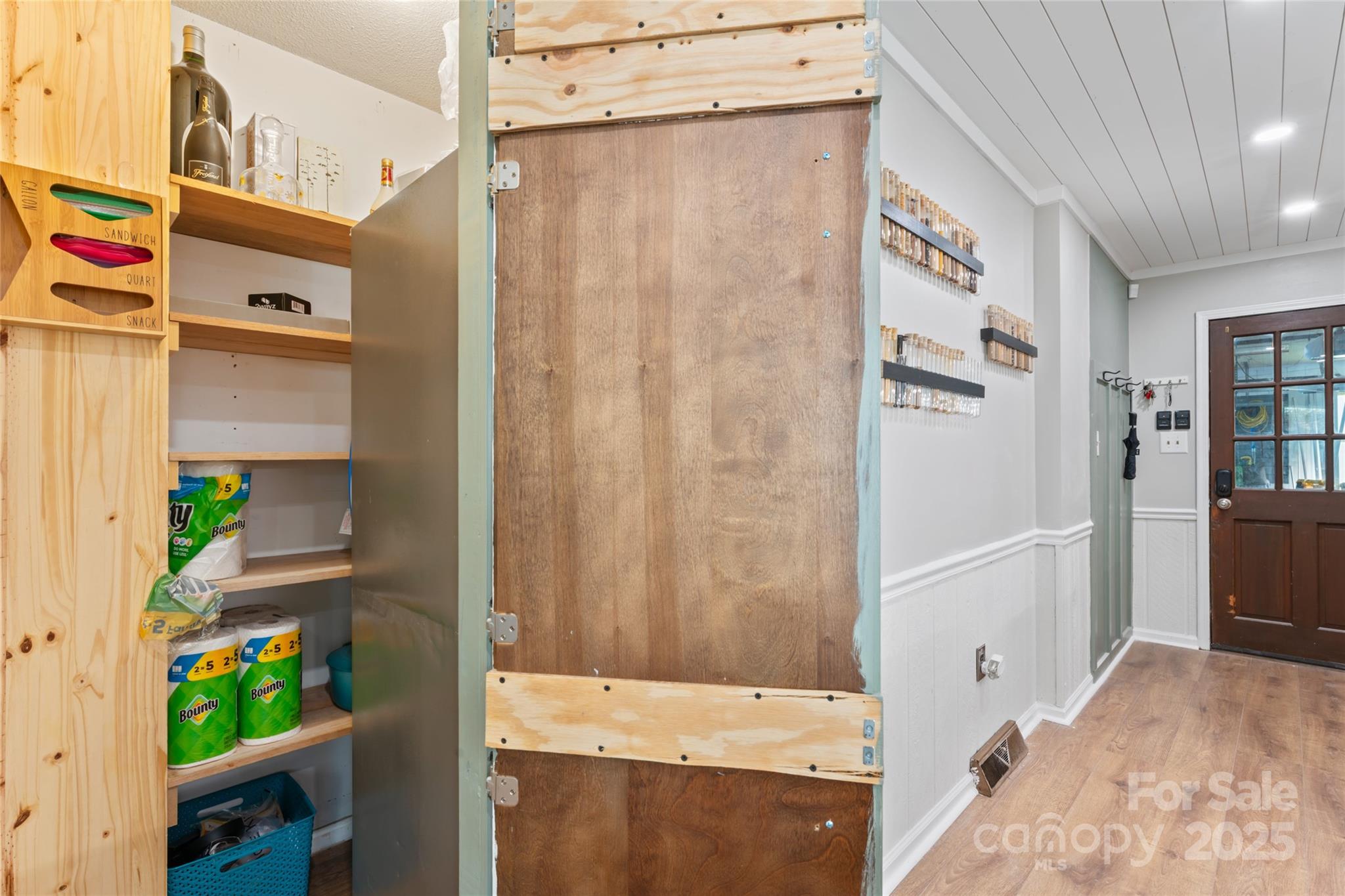 360 Palomino Drive Property Photo 17