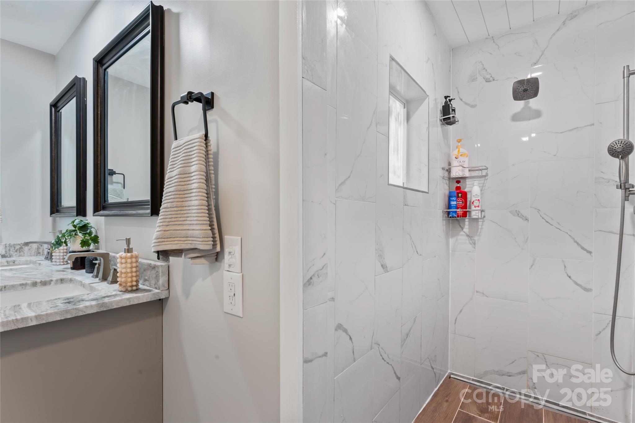 360 Palomino Drive Property Photo 25