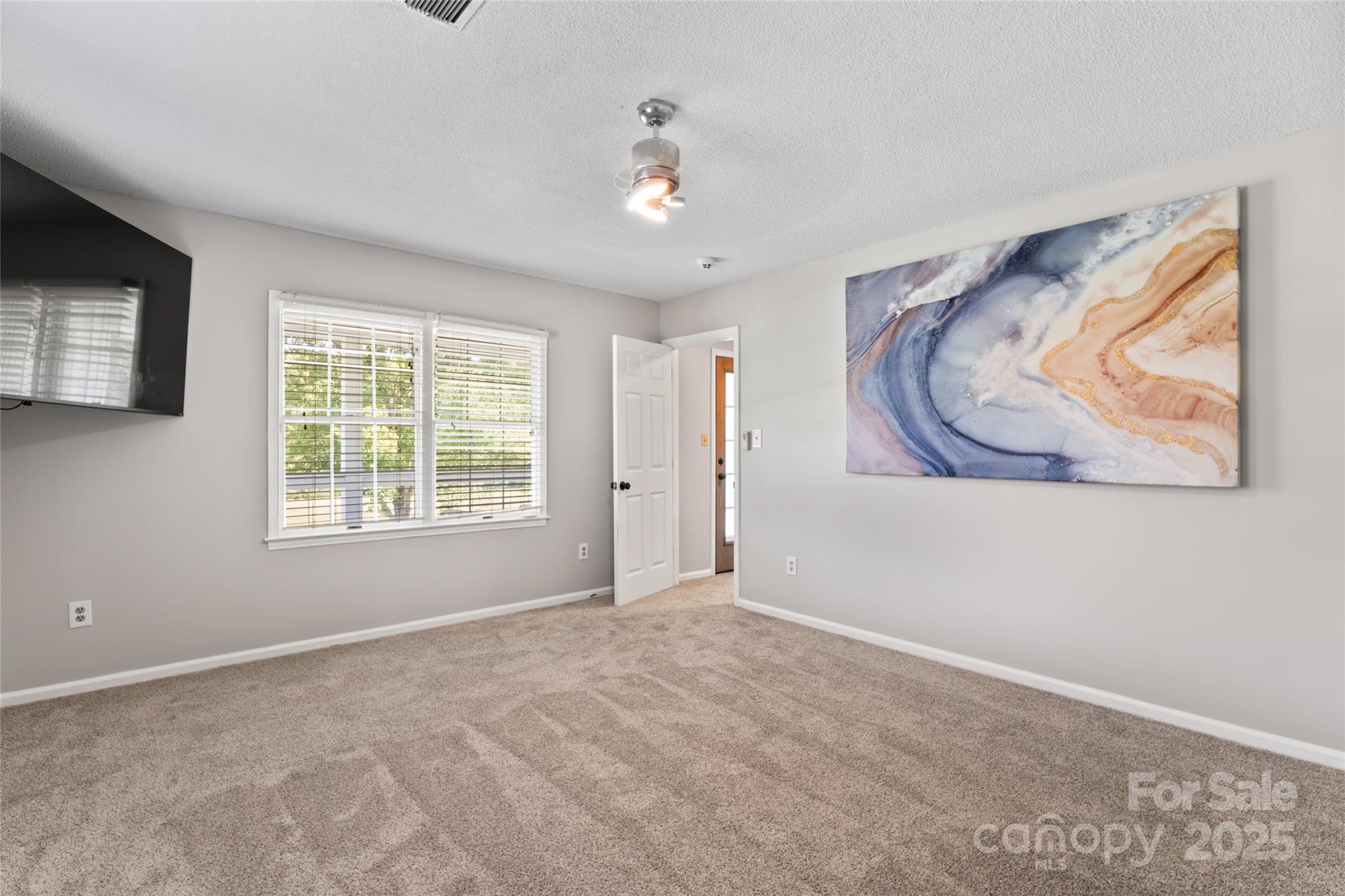 360 Palomino Drive Property Photo 28