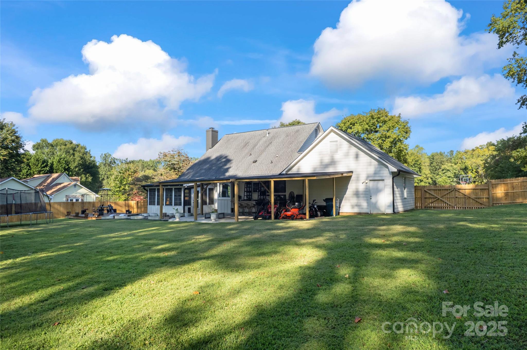 360 Palomino Drive Property Photo 41