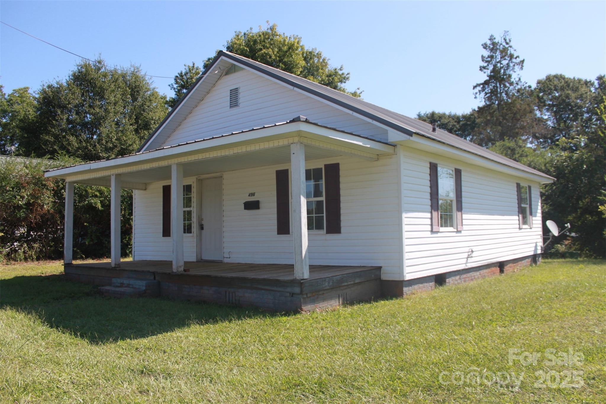 496 Spindale Street Property Photo 1