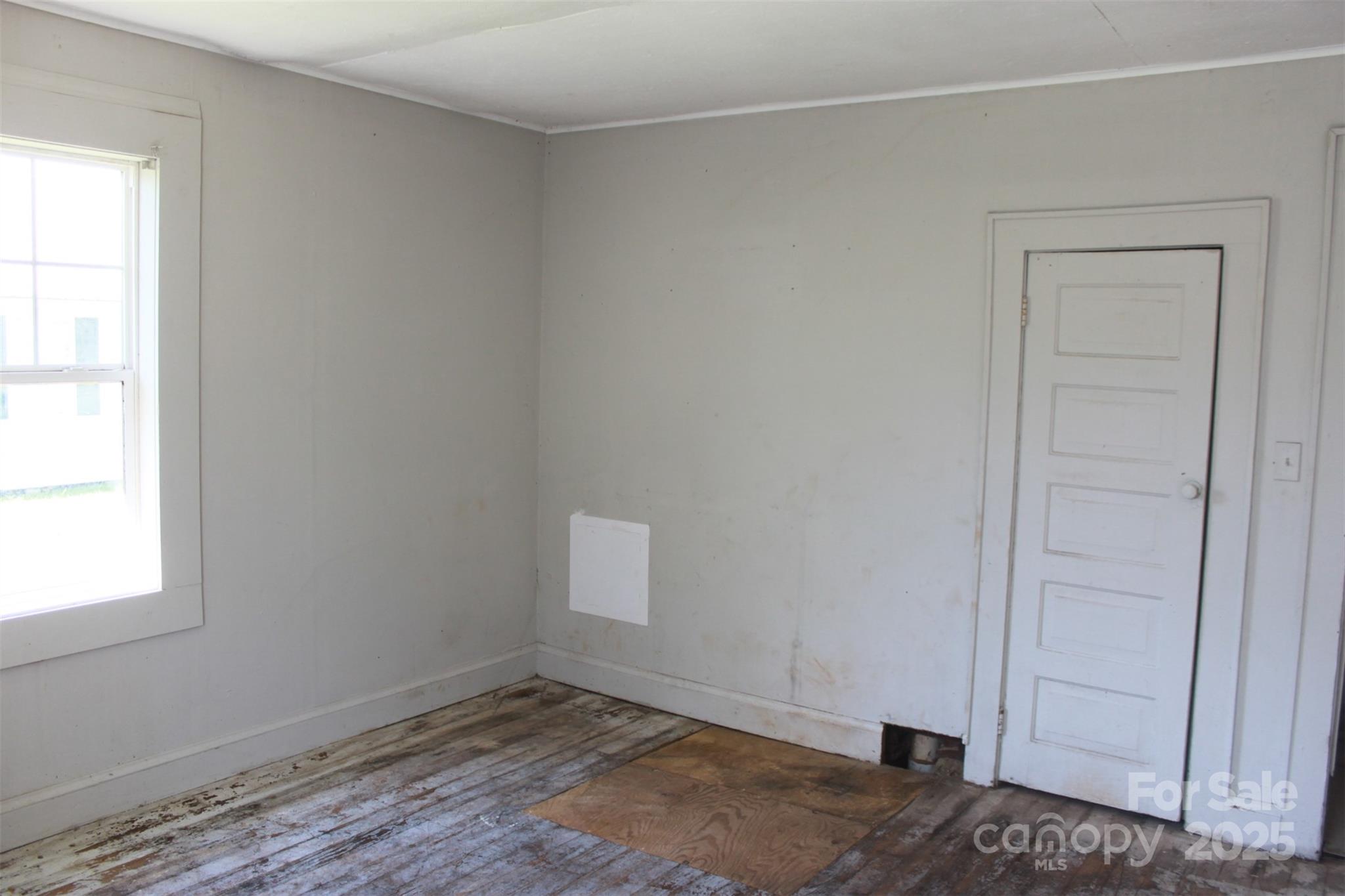 496 Spindale Street Property Photo 19