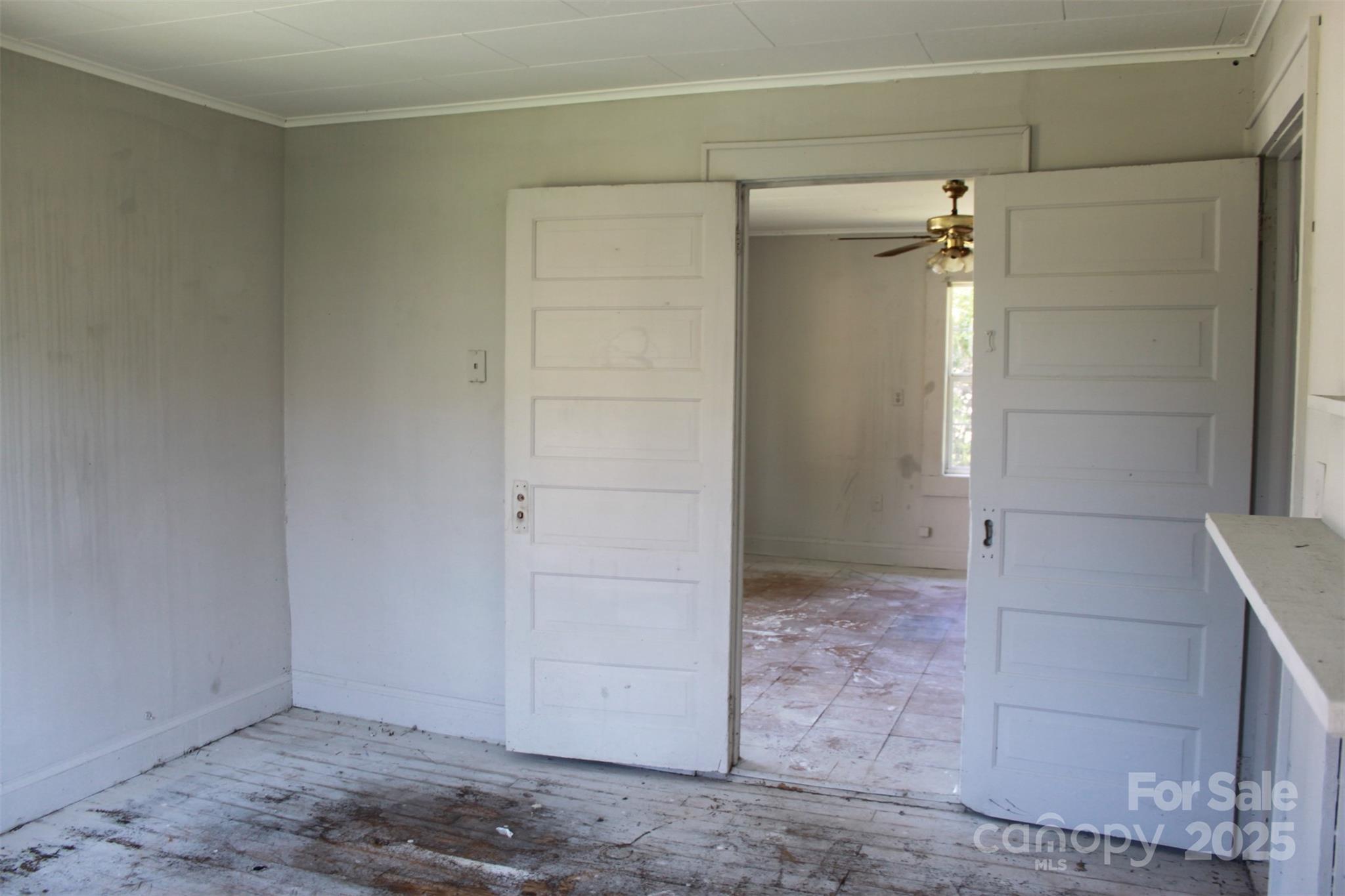496 Spindale Street Property Photo 20