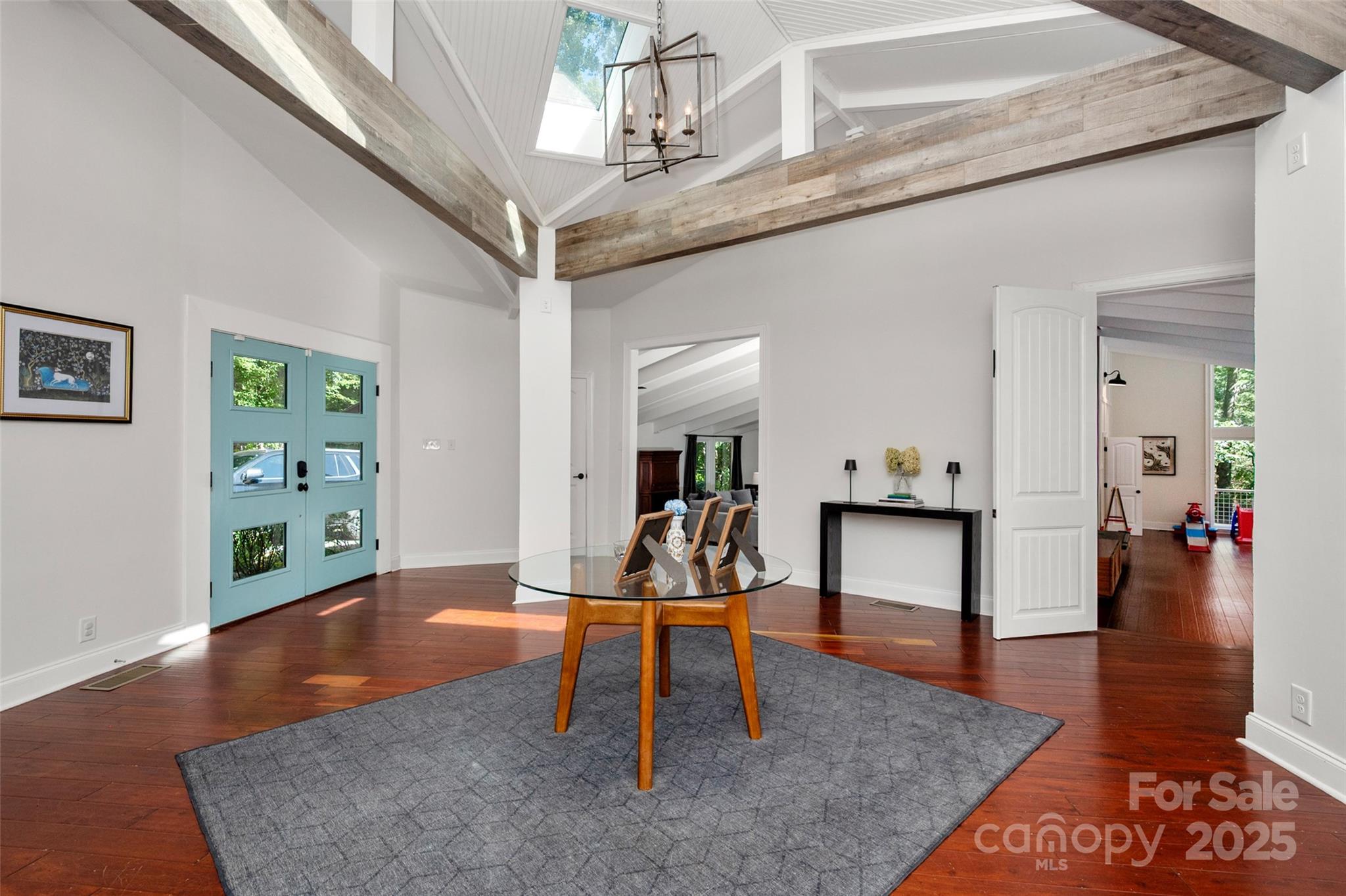 704 Baron Road Property Photo 3