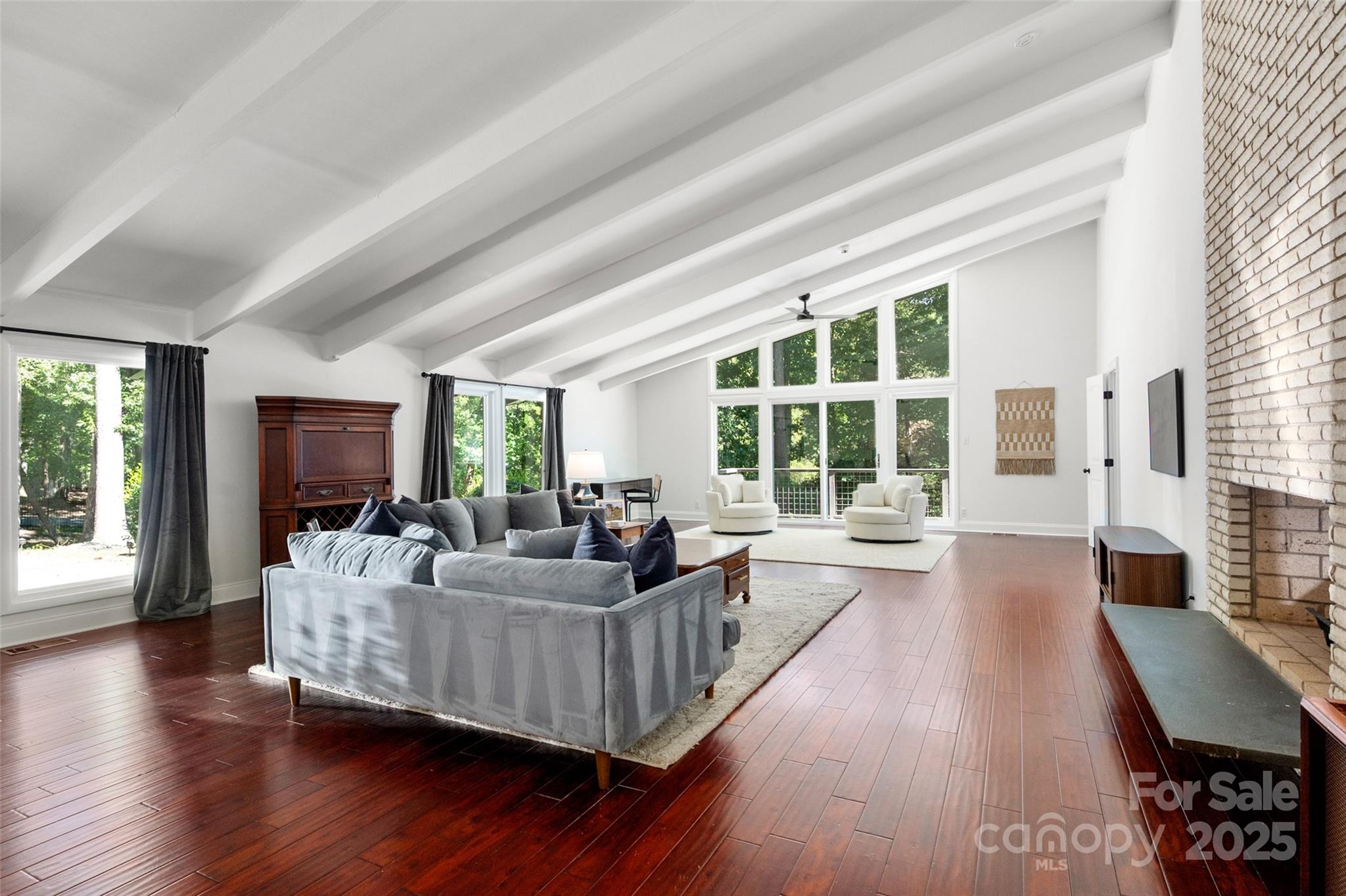 704 Baron Road Property Photo 5