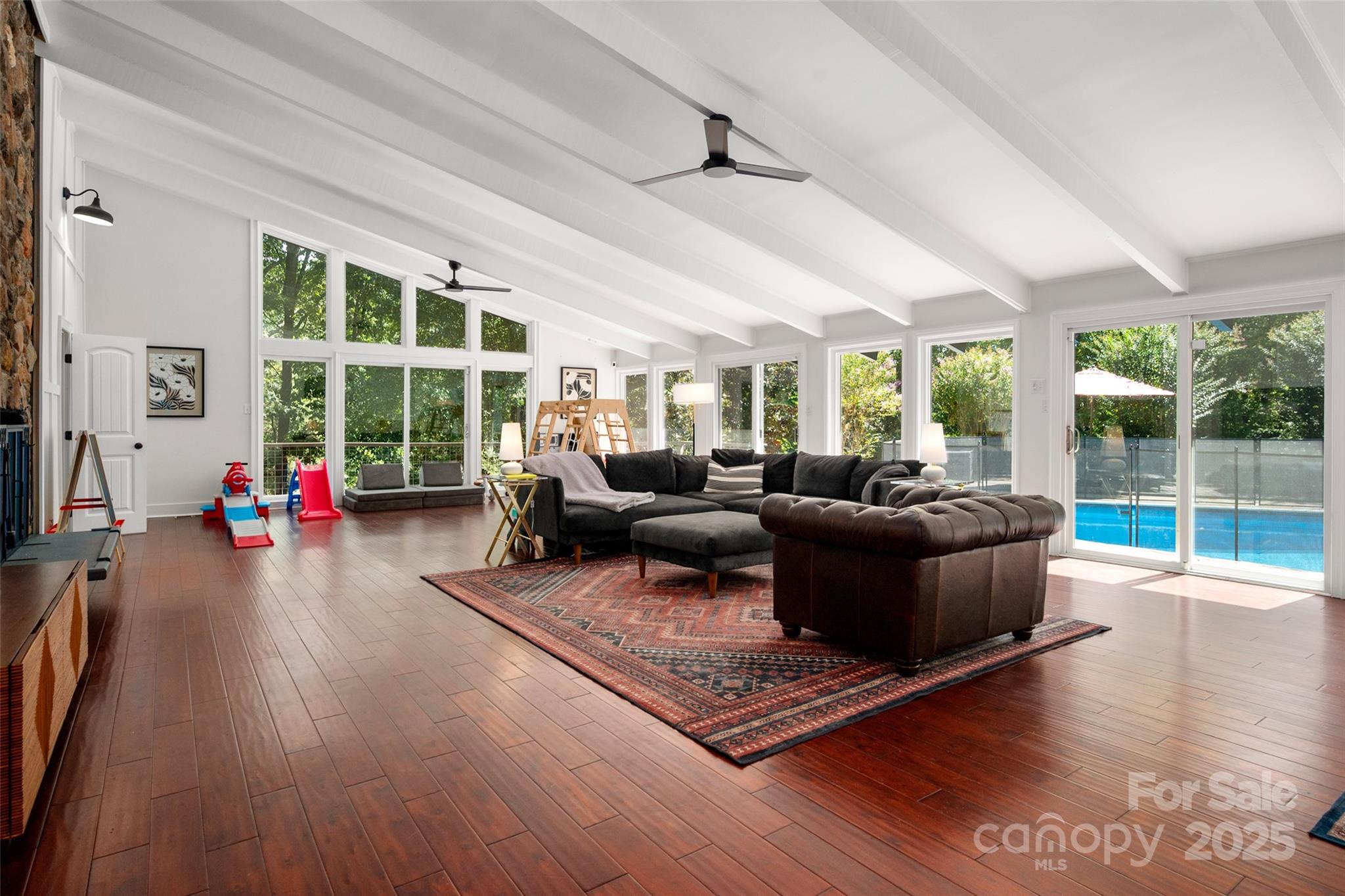 704 Baron Road Property Photo 9