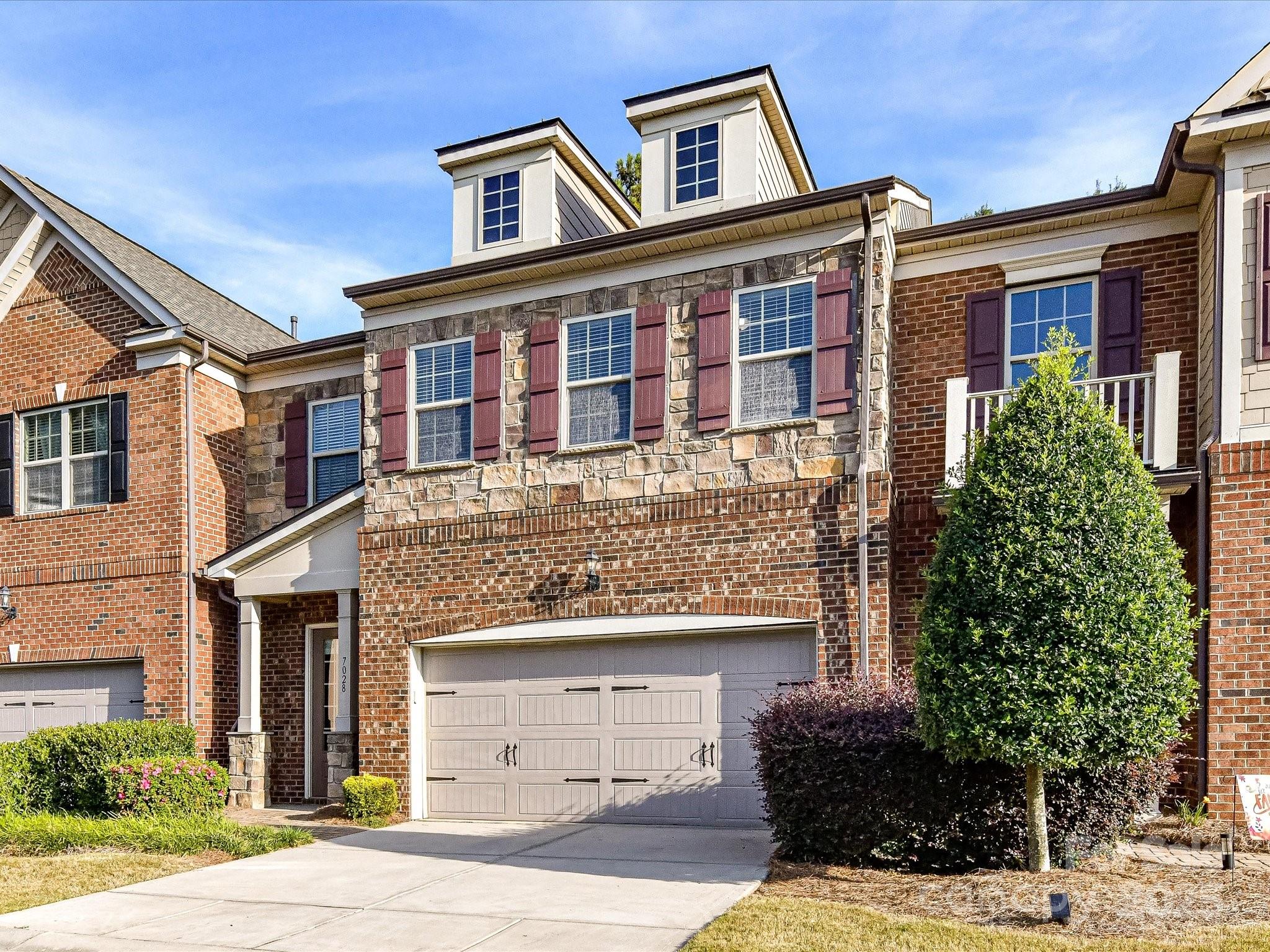 7028 Henry Quincy Way Property Photo 2