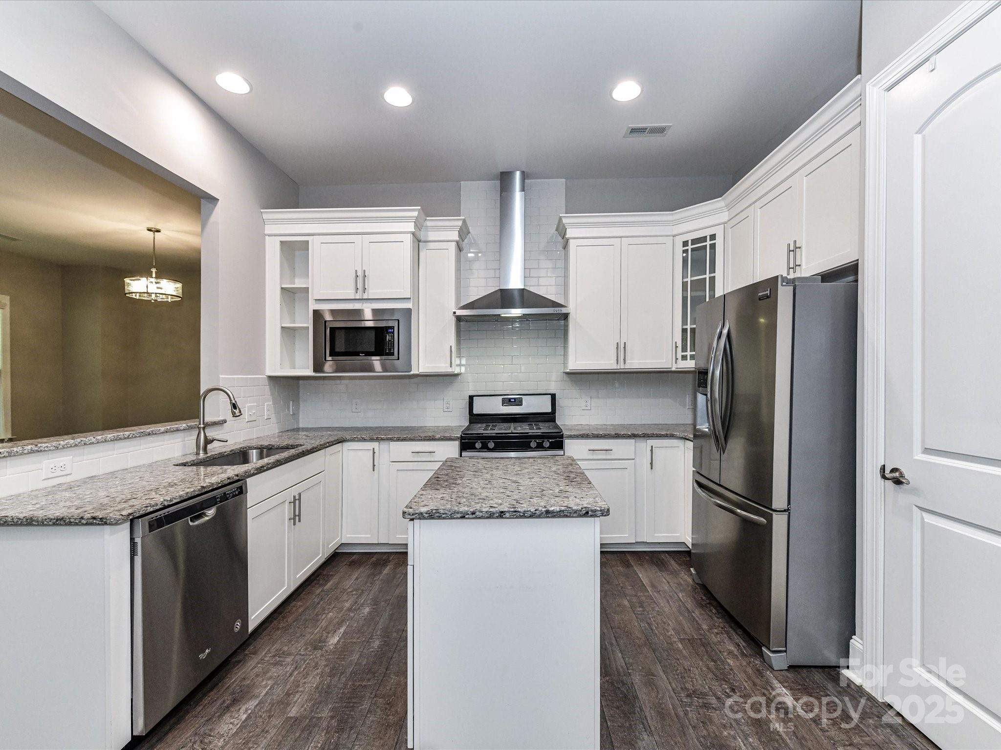 7028 Henry Quincy Way Property Photo 7