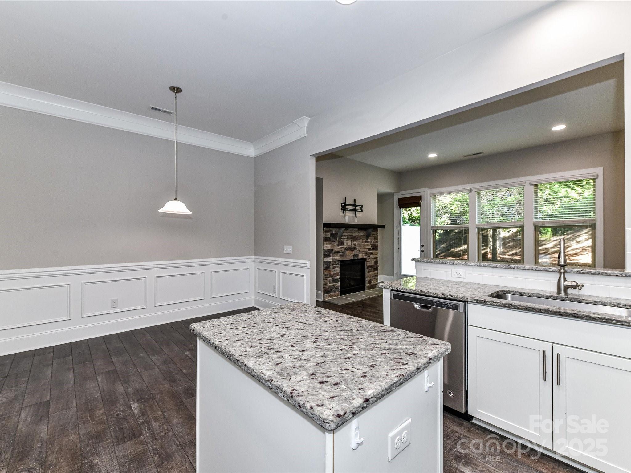 7028 Henry Quincy Way Property Photo 9