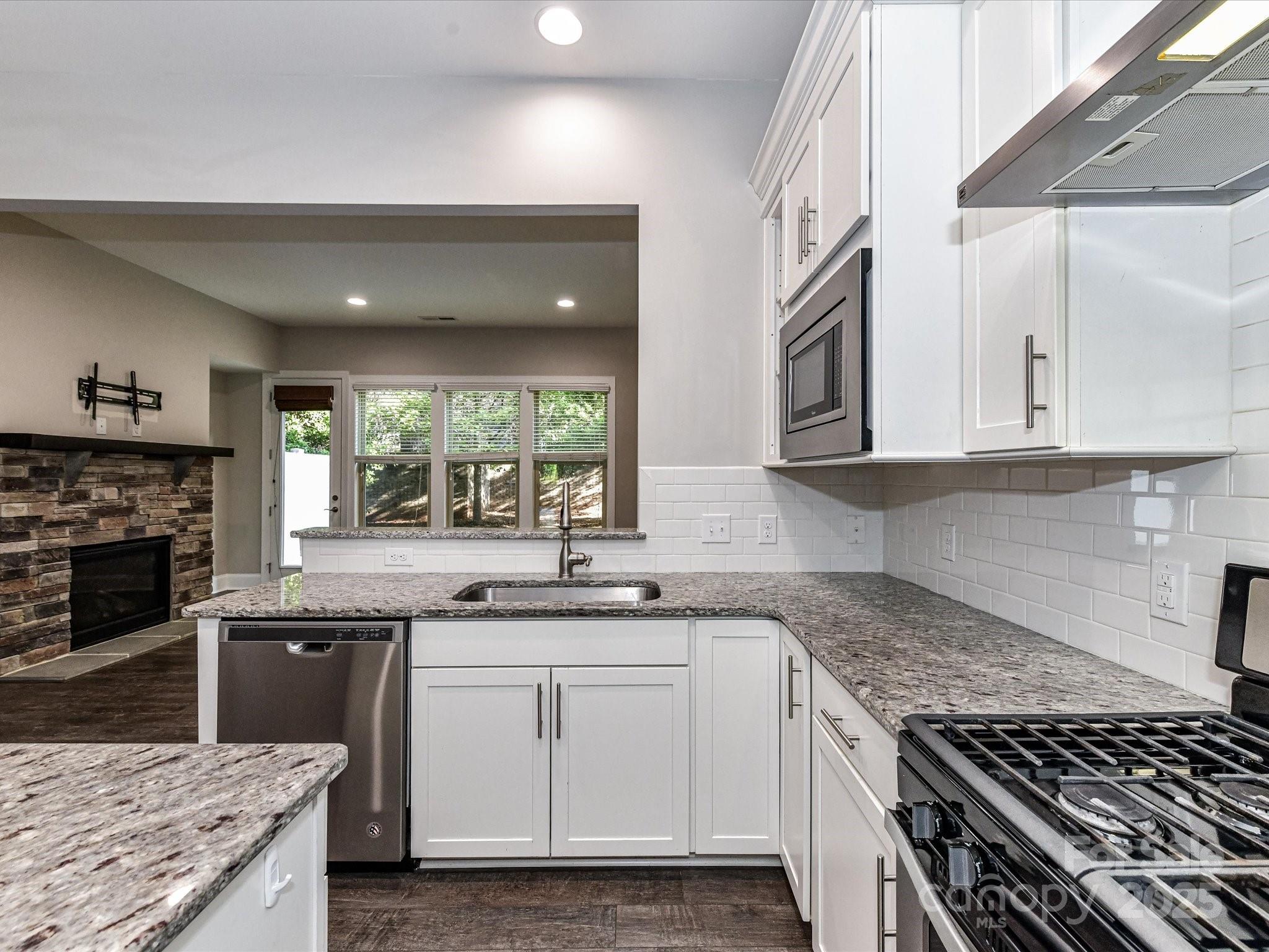 7028 Henry Quincy Way Property Photo 10