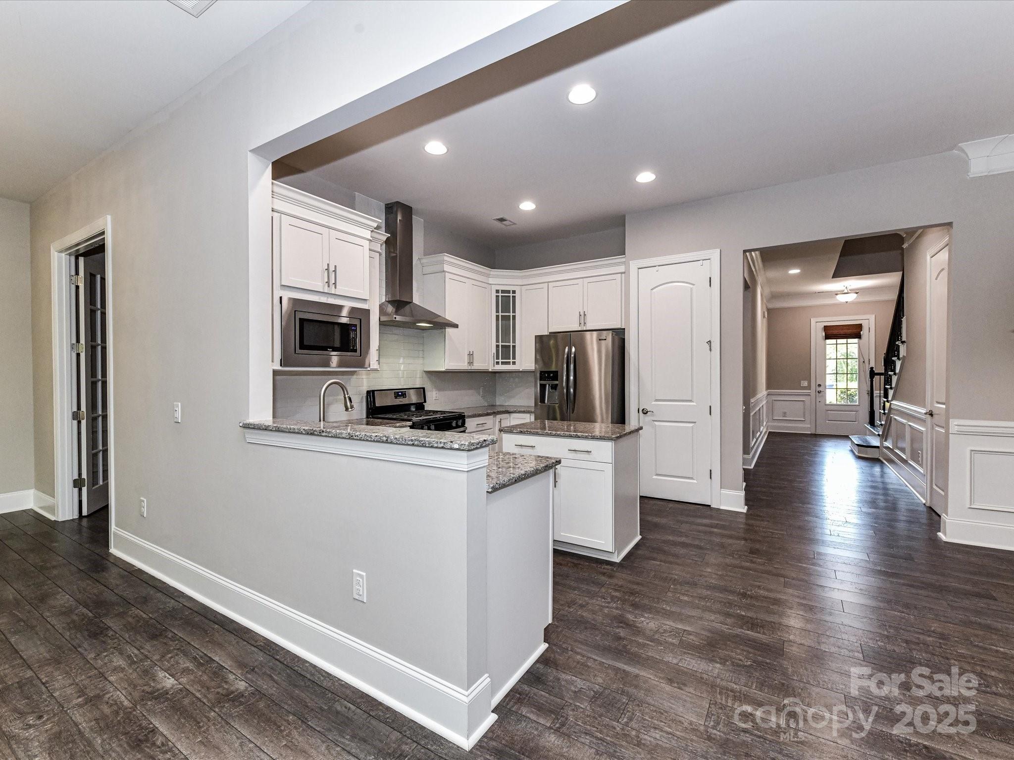 7028 Henry Quincy Way Property Photo 11