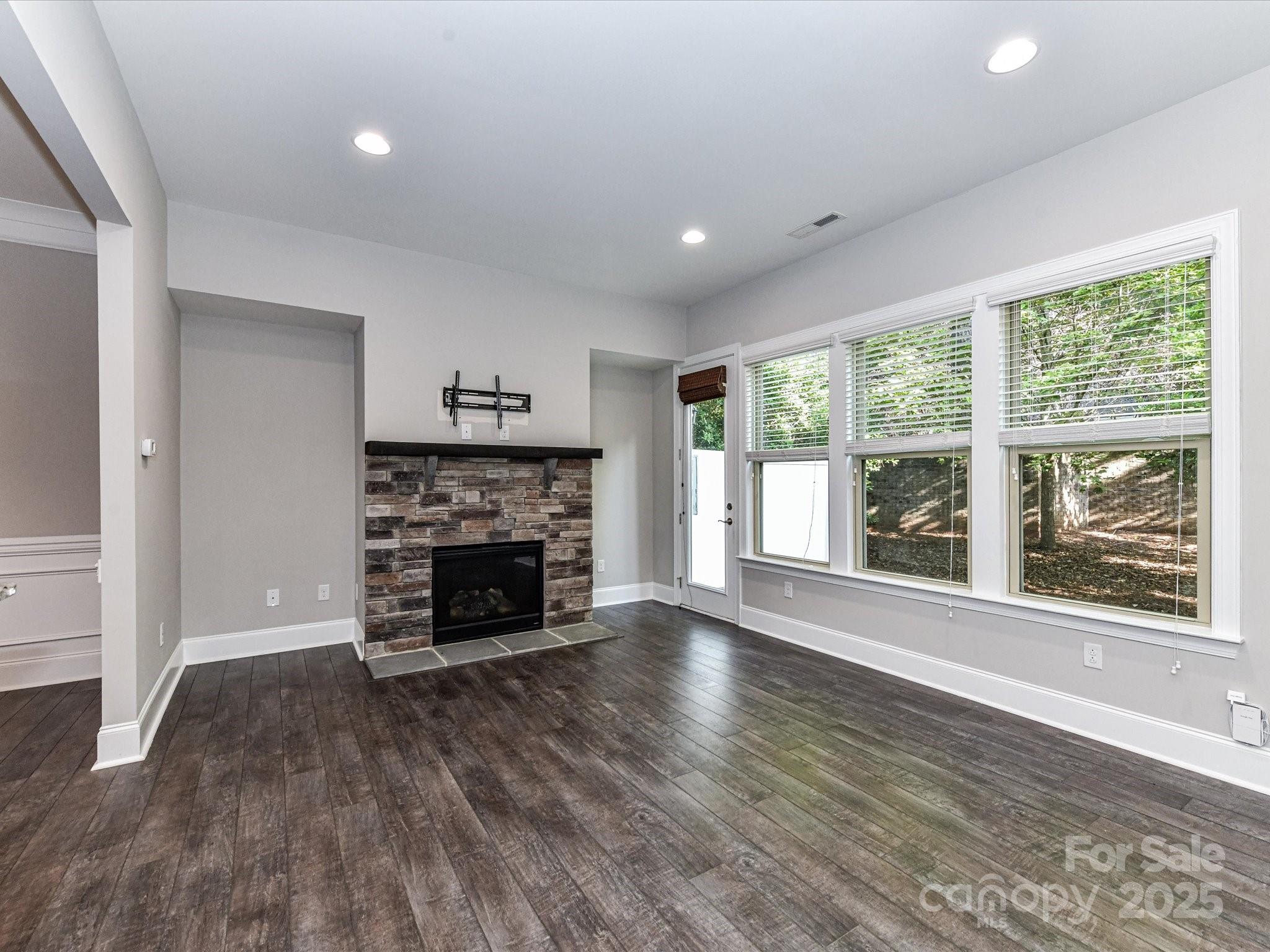 7028 Henry Quincy Way Property Photo 19