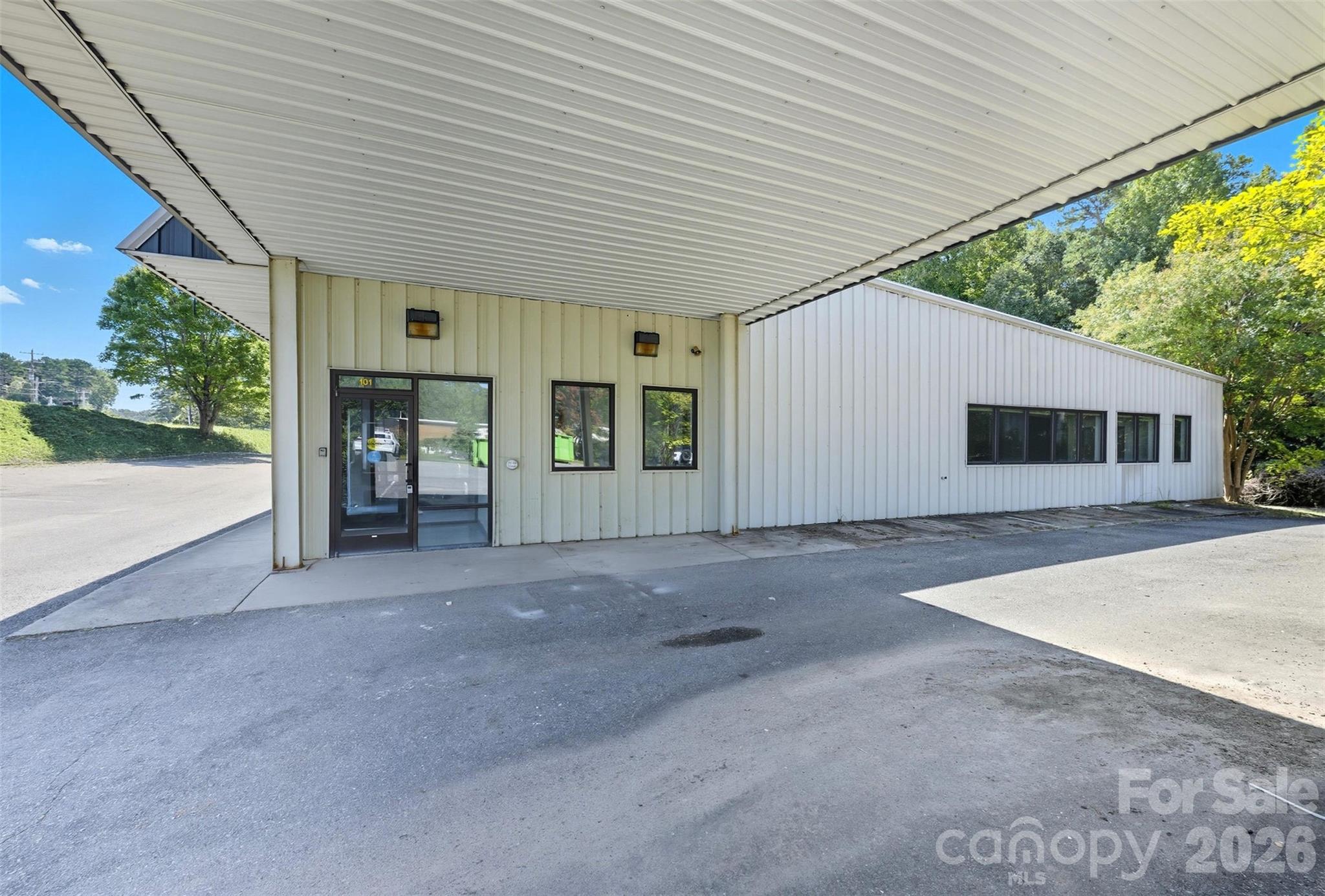 508 Canterbury Road Property Photo 11